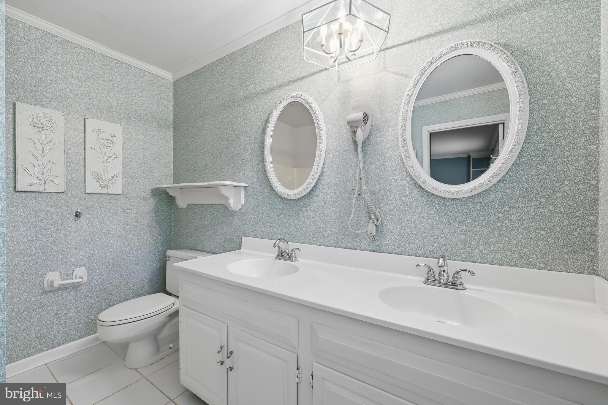 WOODBRIER MANOR - Residential