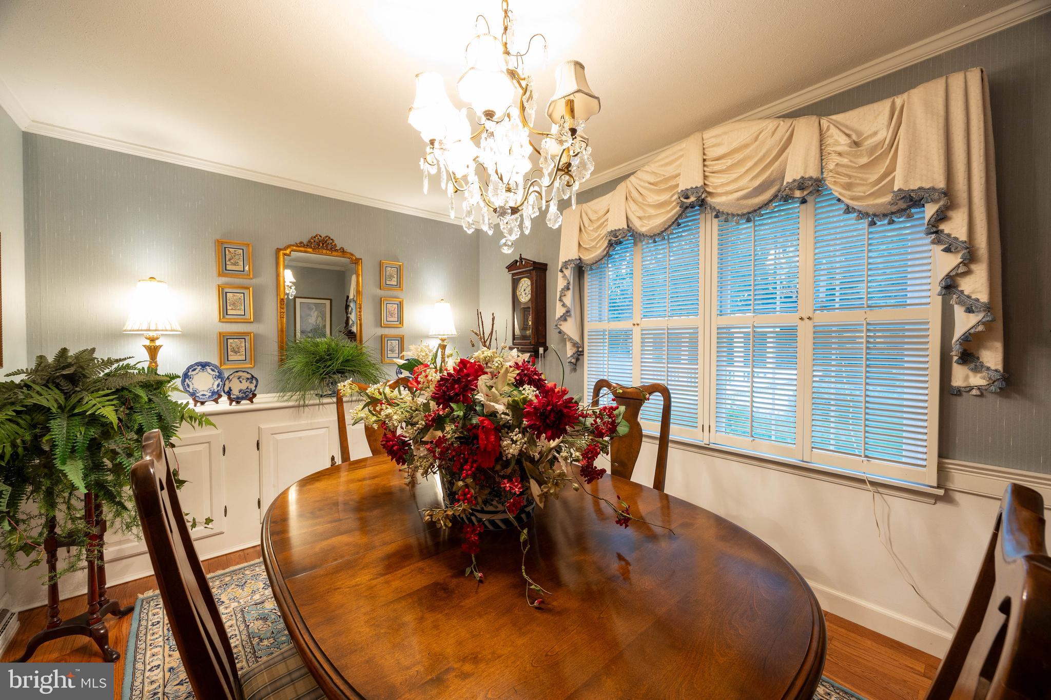 WOODBRIER MANOR - Residential