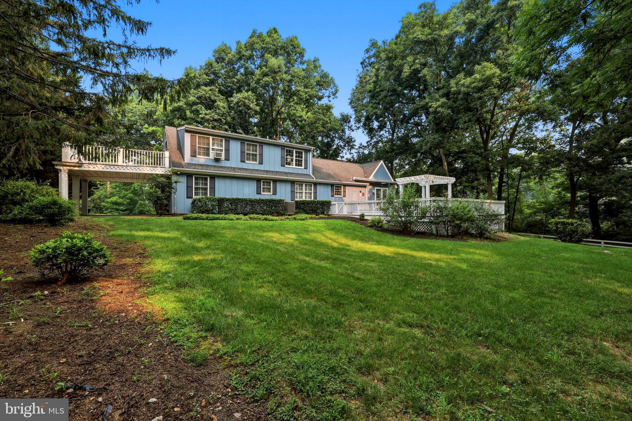 WOODBRIER MANOR - Residential