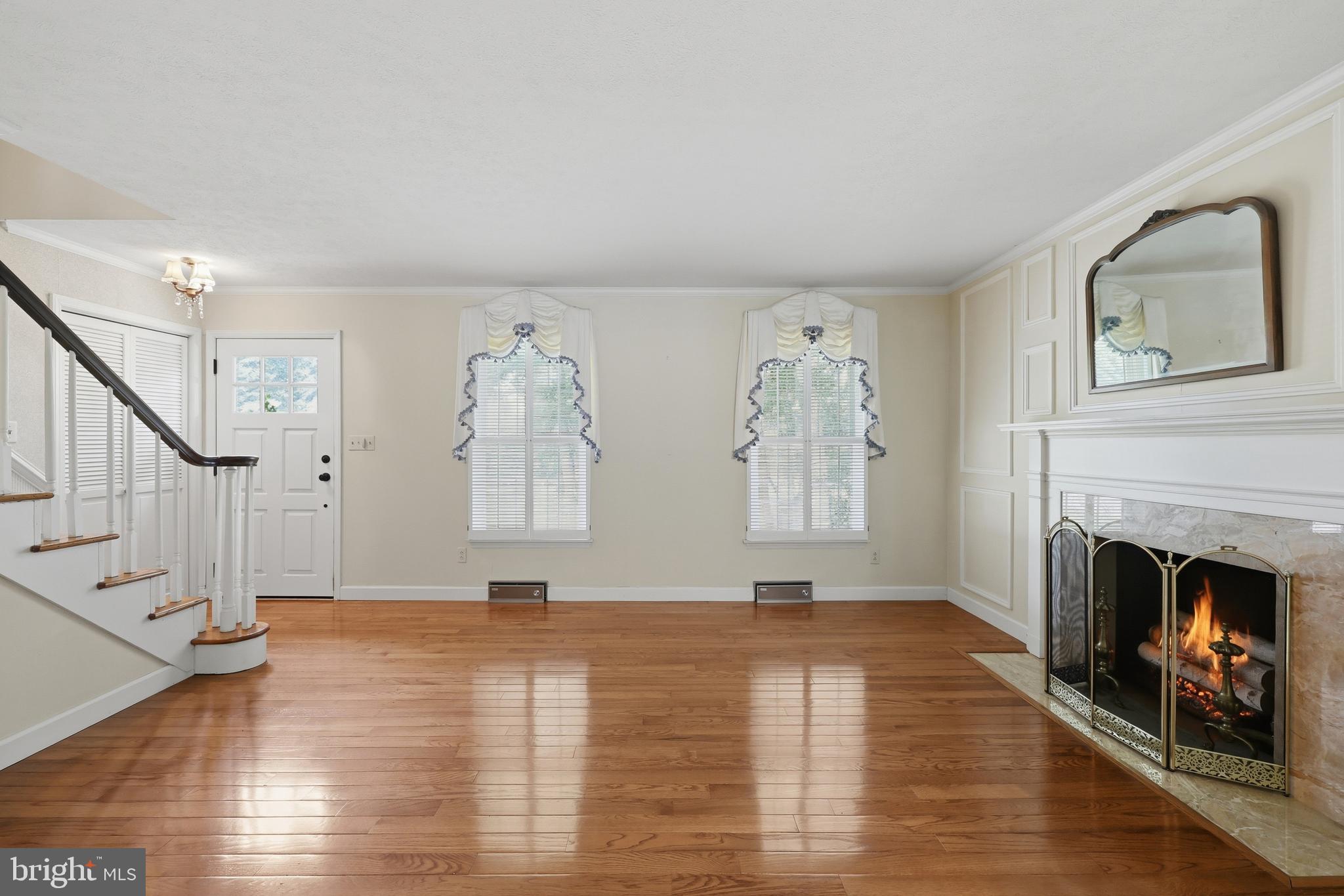 WOODBRIER MANOR - Residential