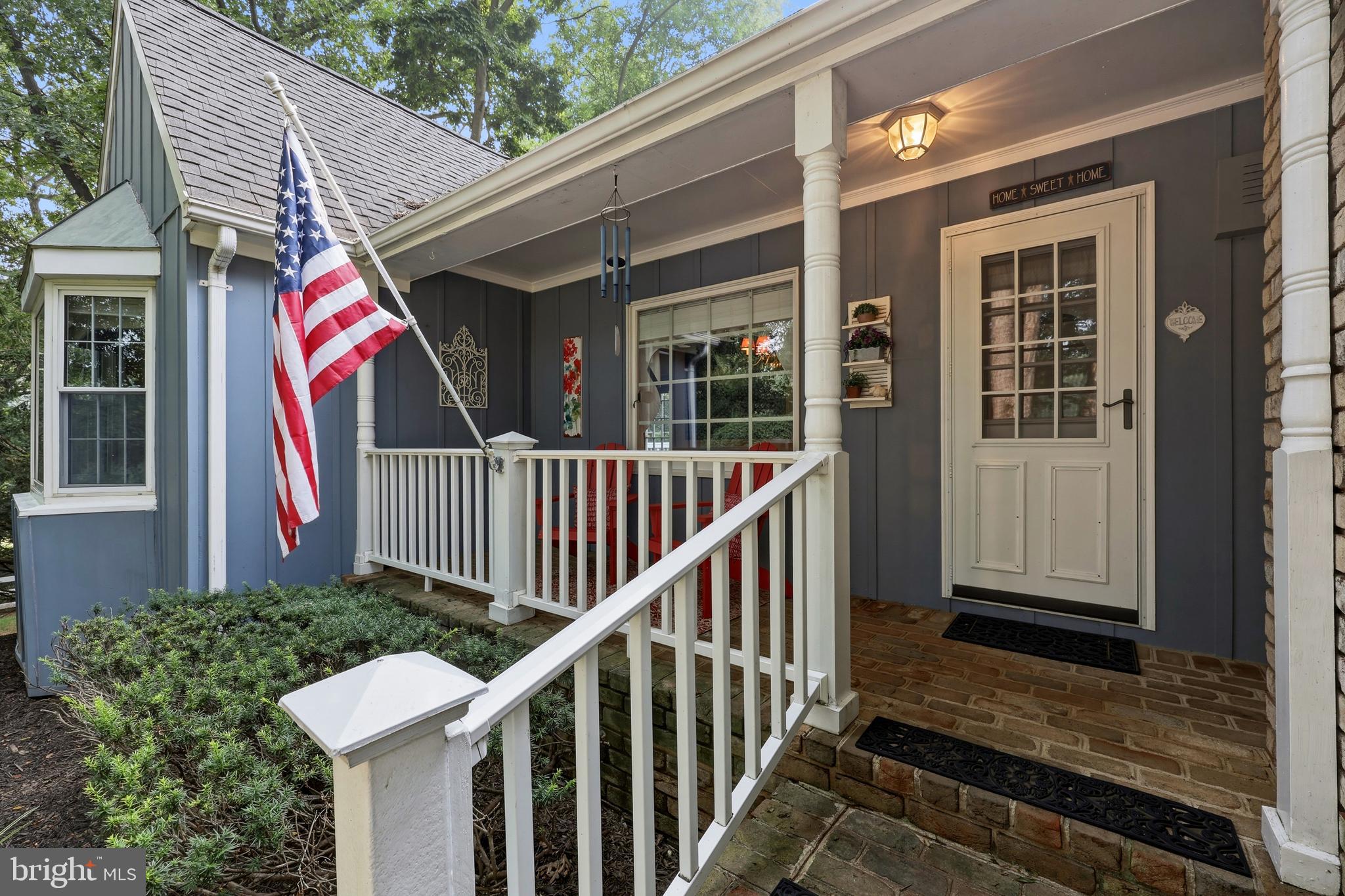 WOODBRIER MANOR - Residential