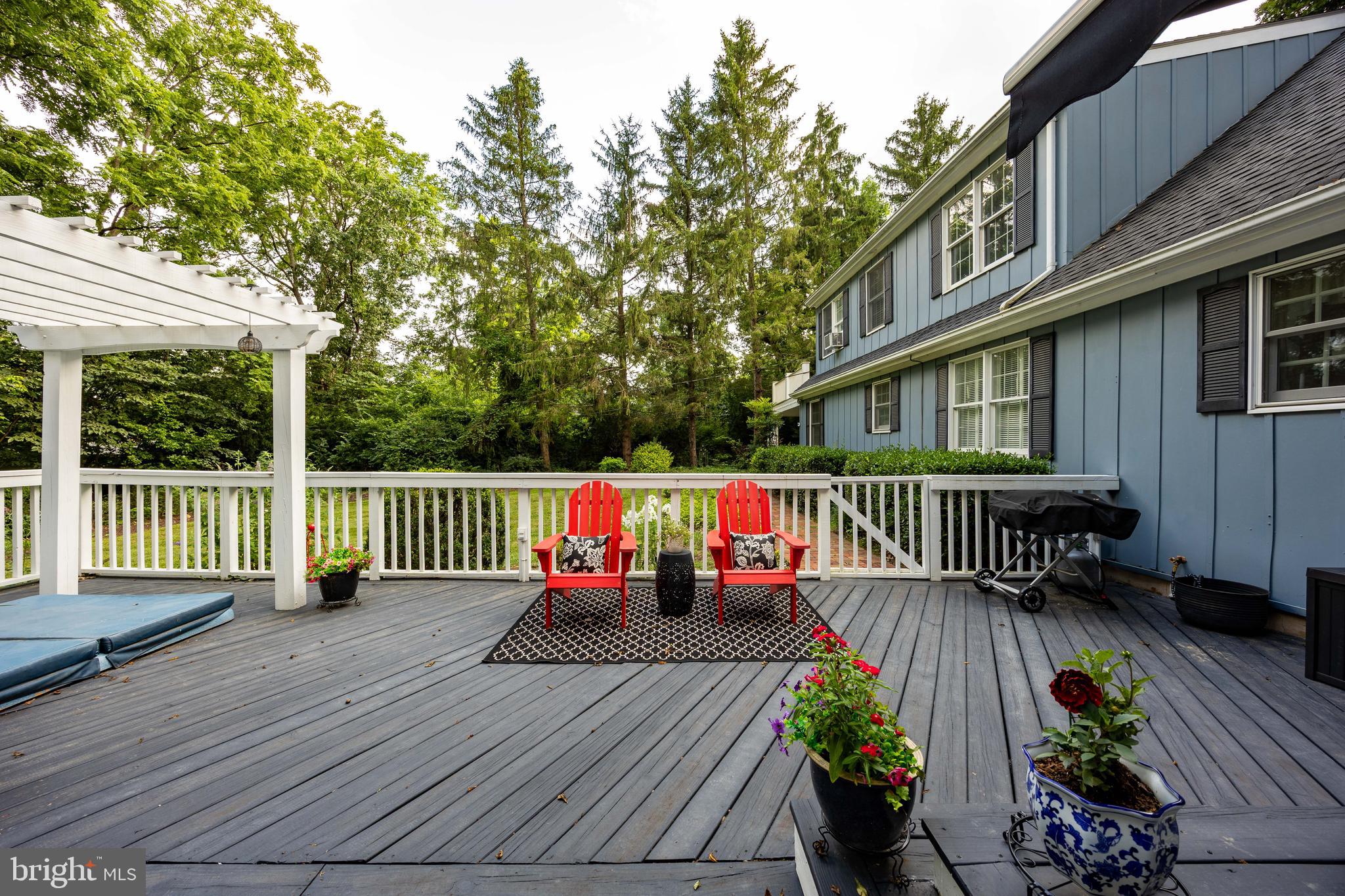 WOODBRIER MANOR - Residential