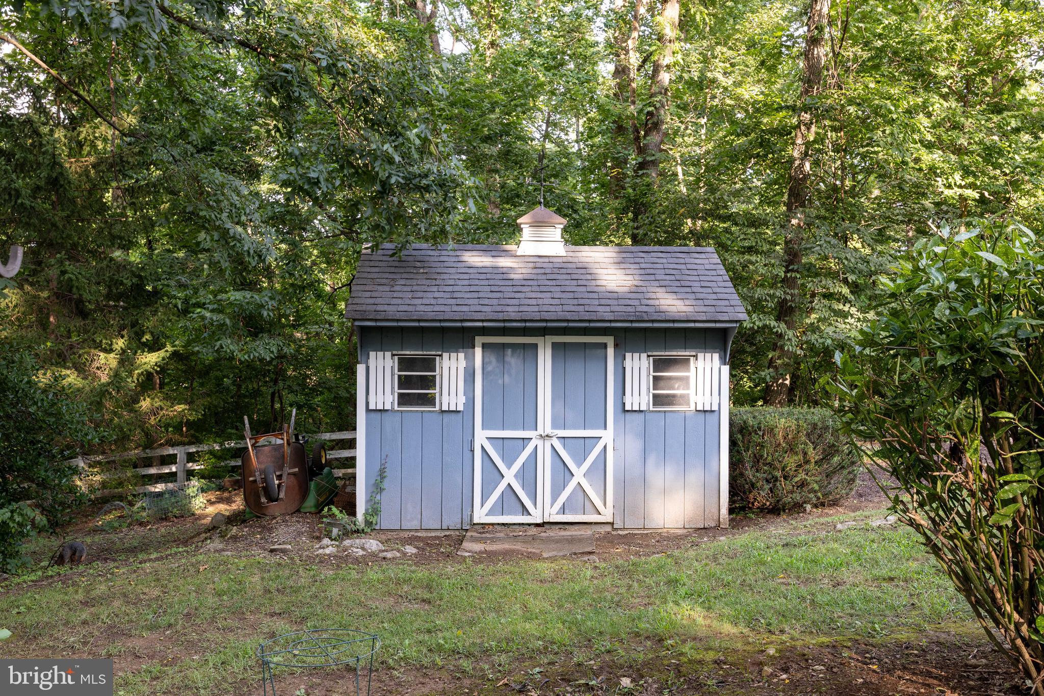 WOODBRIER MANOR - Residential