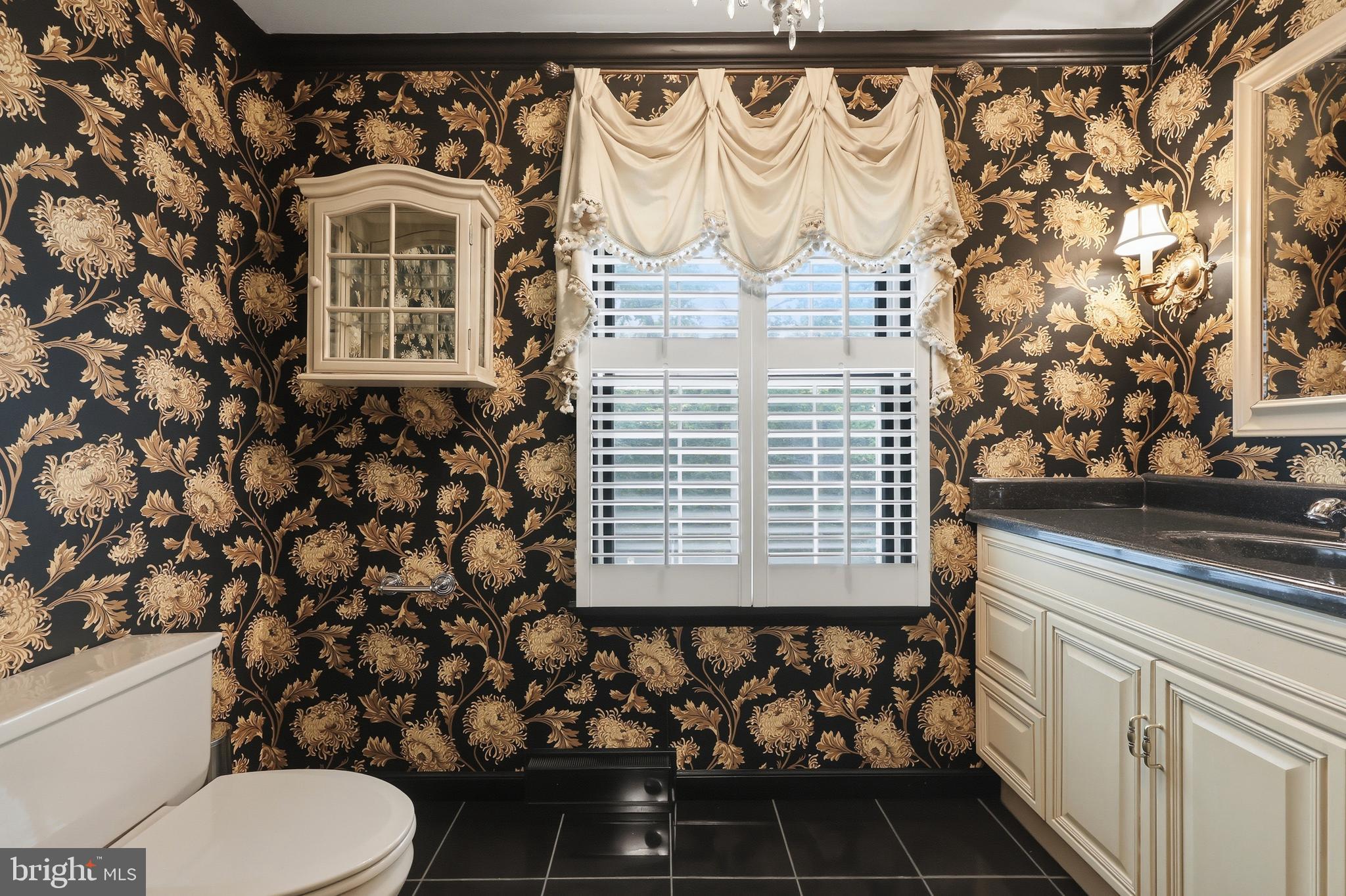 WOODBRIER MANOR - Residential