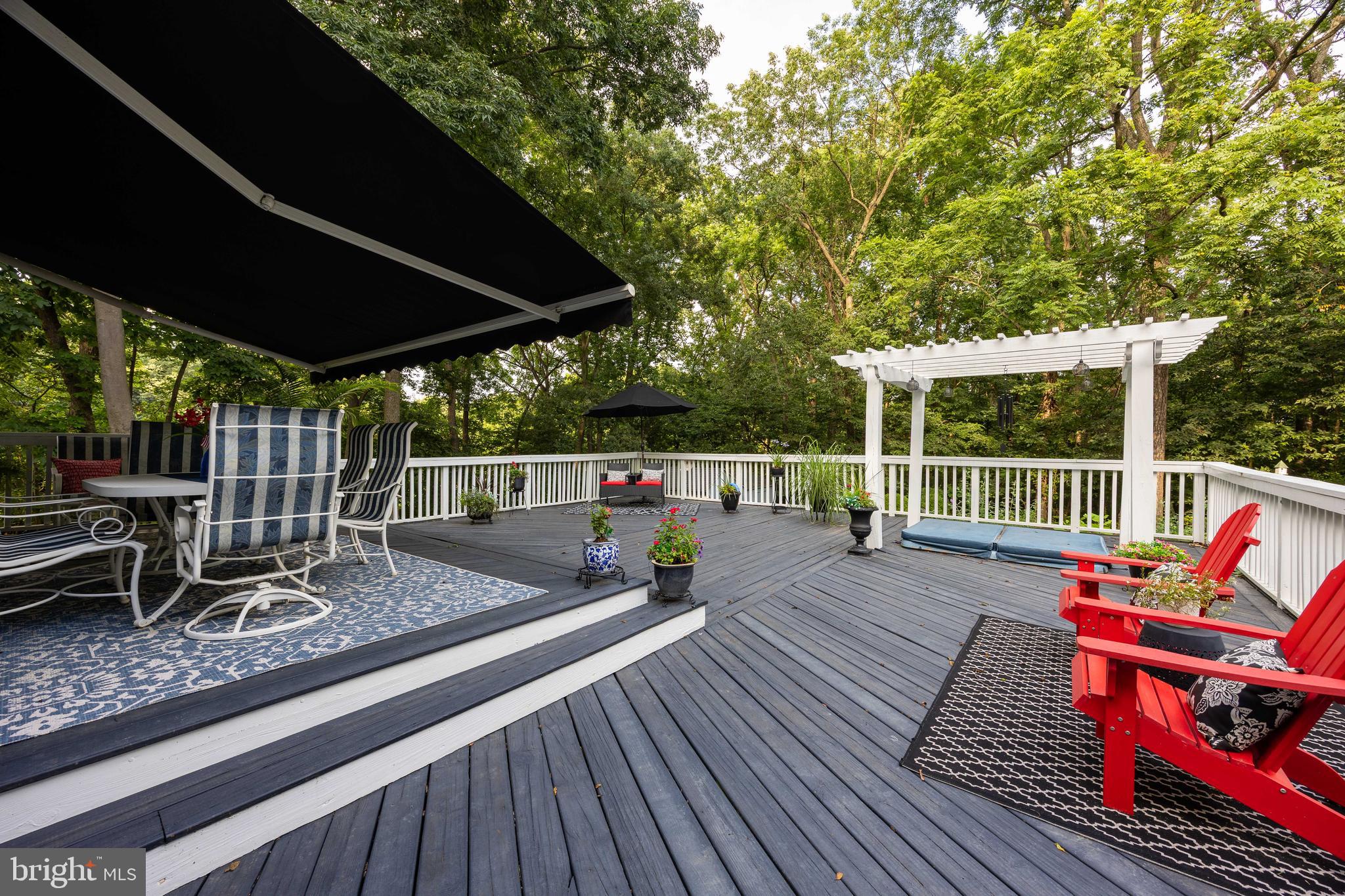 WOODBRIER MANOR - Residential