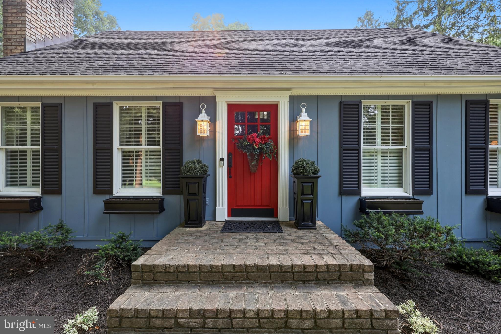 WOODBRIER MANOR - Residential