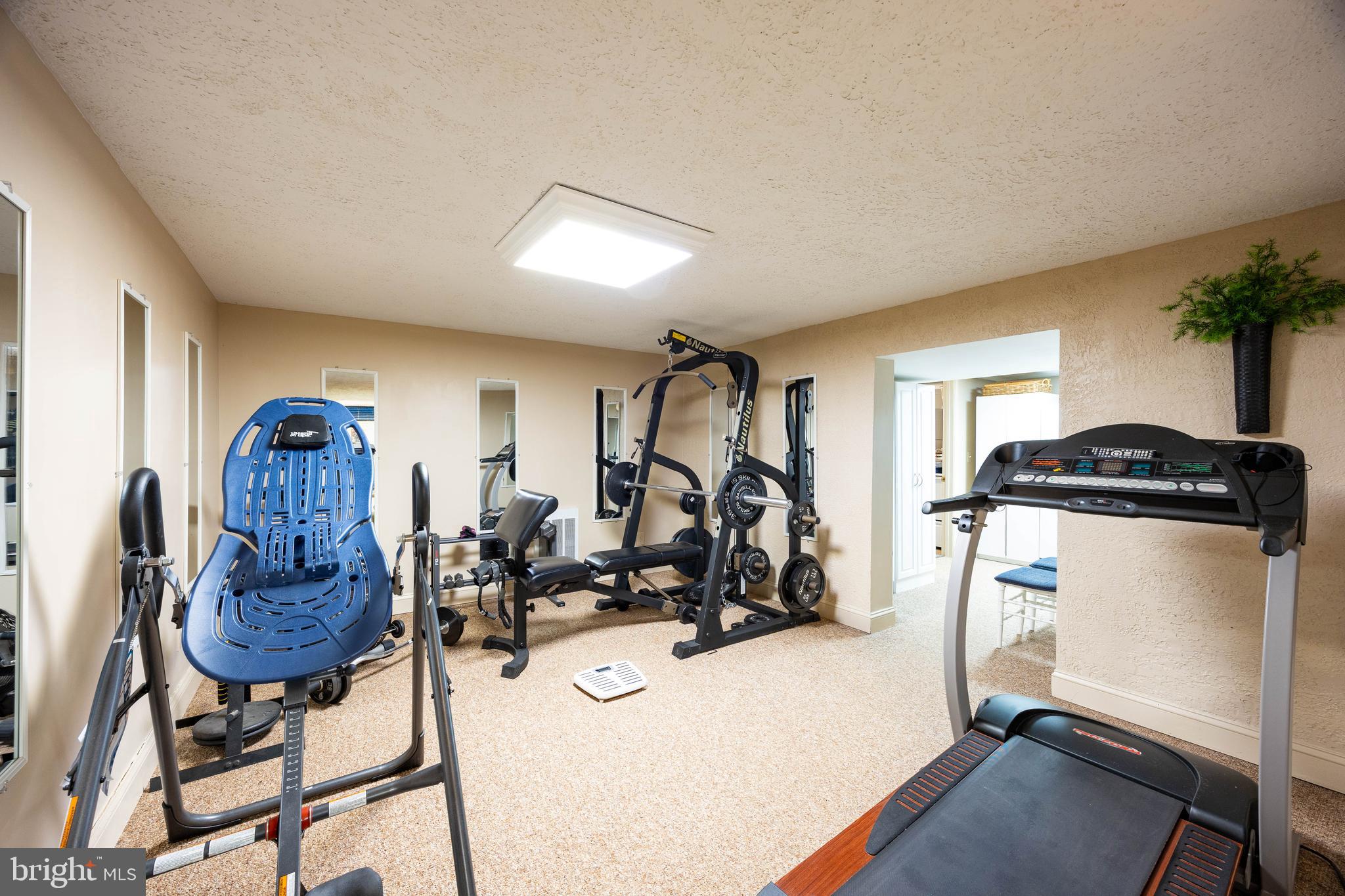 WOODBRIER MANOR - Residential