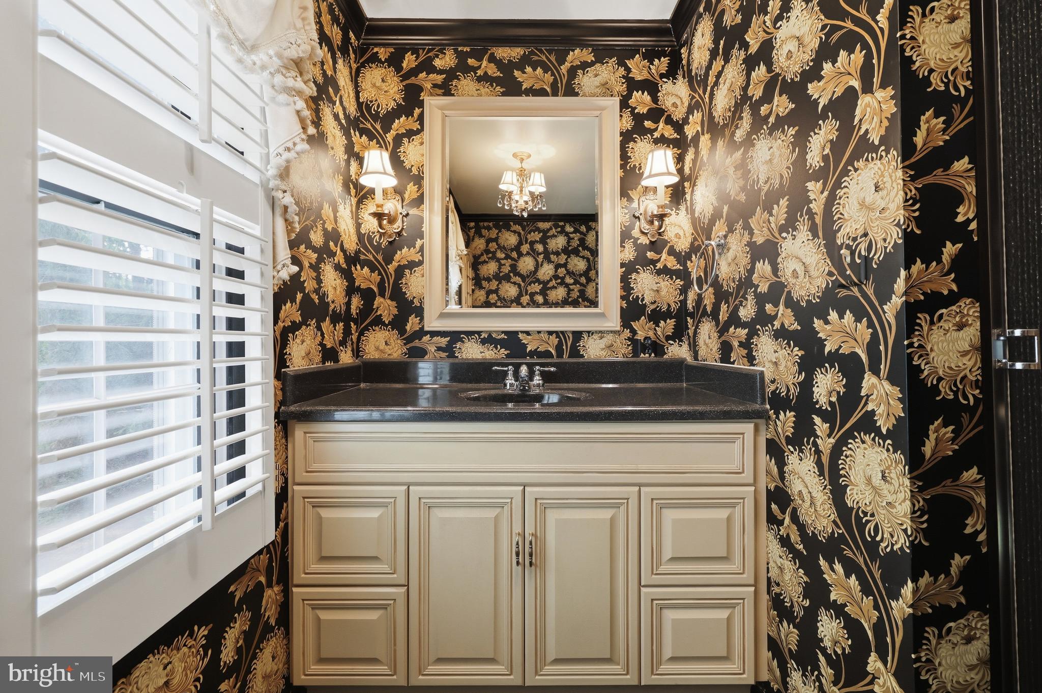 WOODBRIER MANOR - Residential