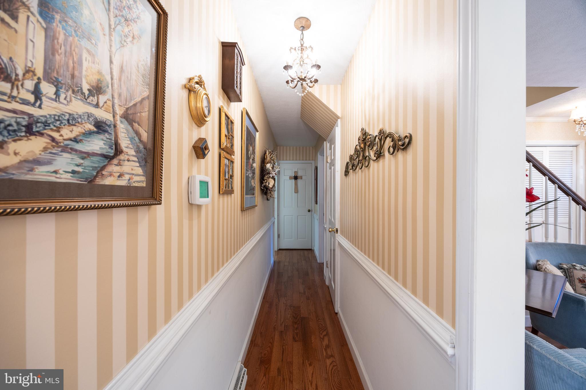 WOODBRIER MANOR - Residential