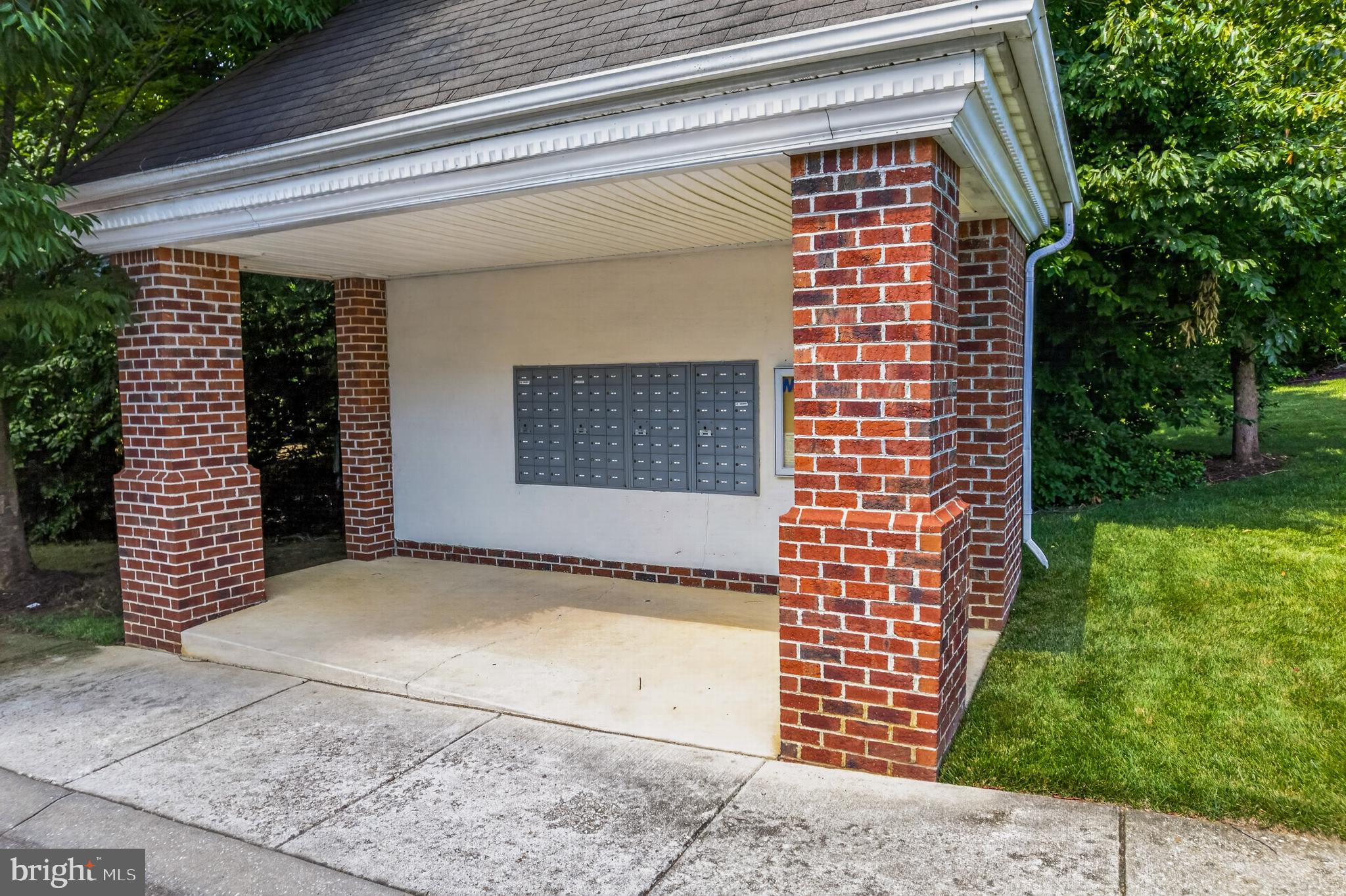 MONTICELLO - Residential