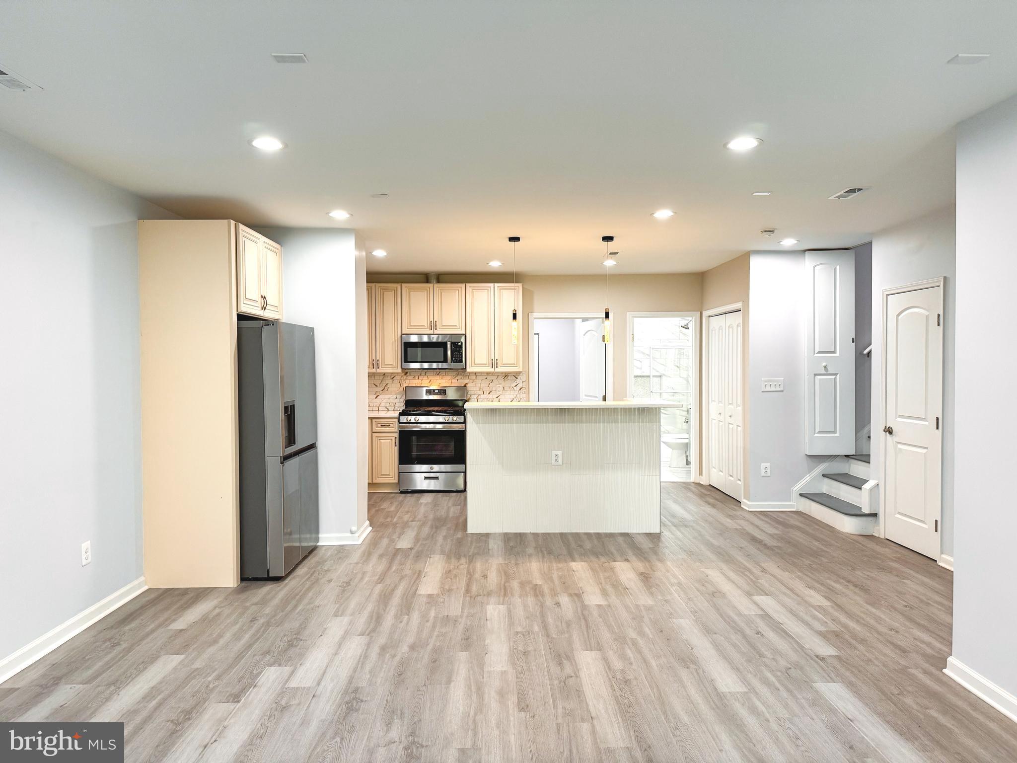BRAMBLETON - Residential