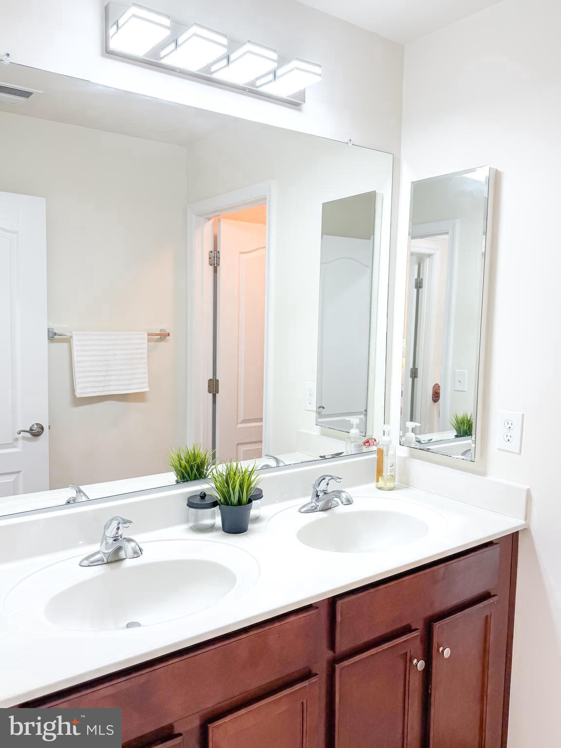 BRAMBLETON - Residential