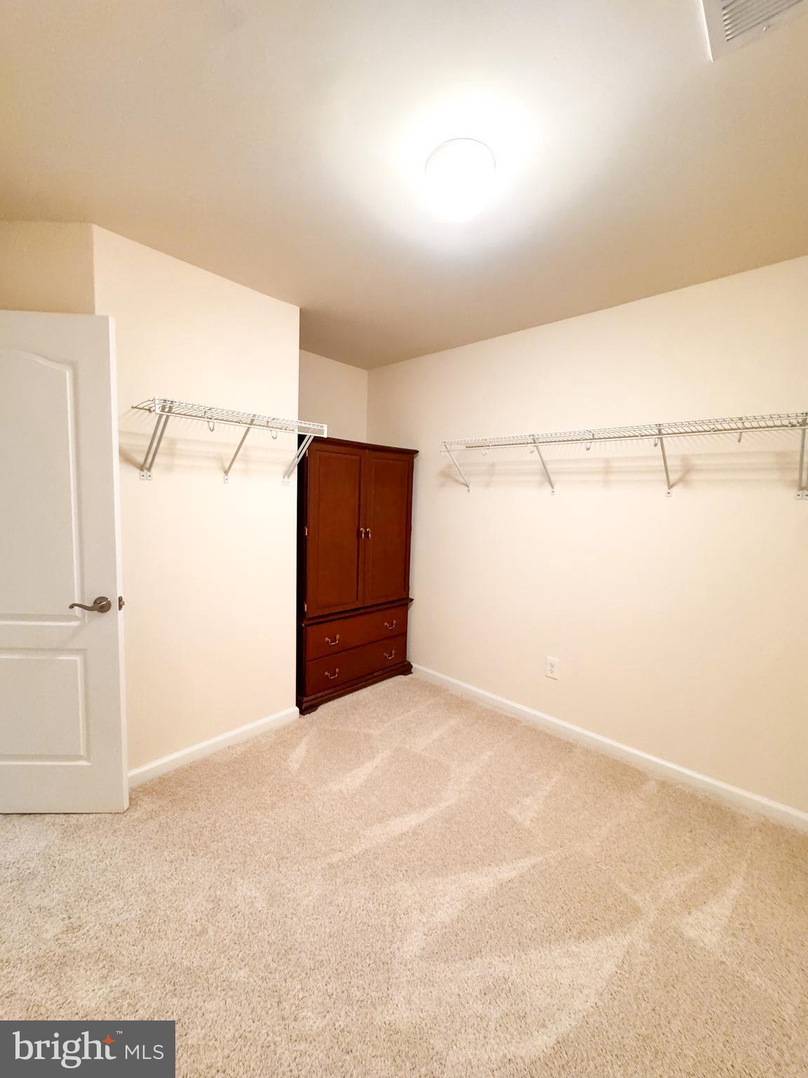 BRAMBLETON - Residential