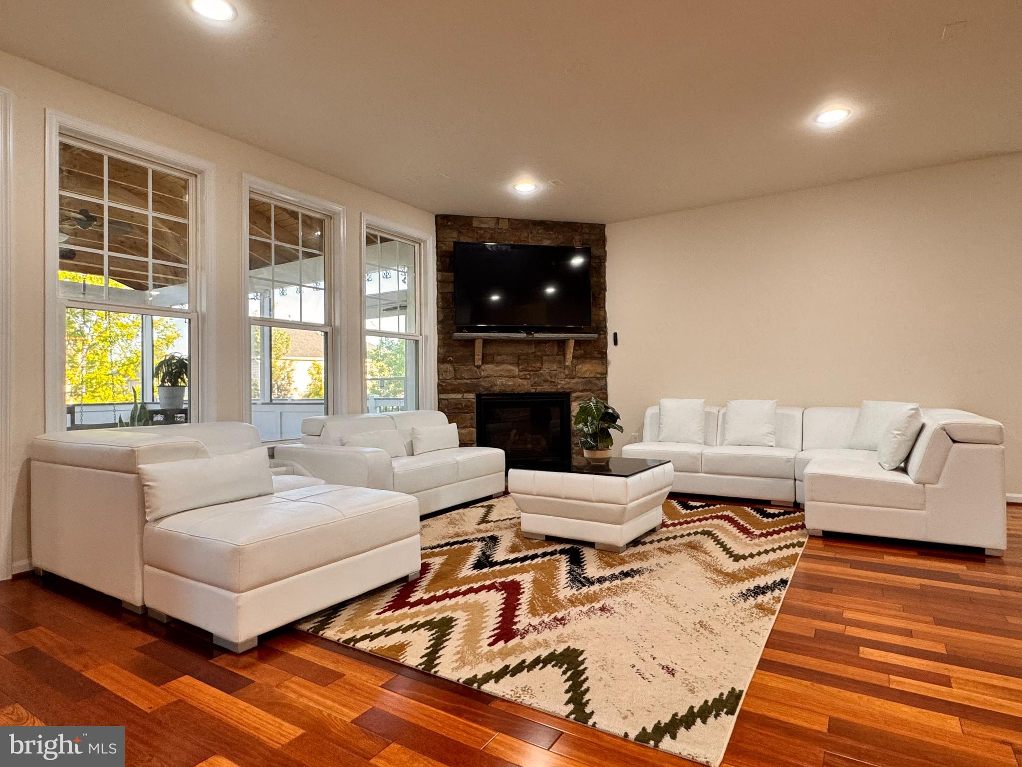 BRAMBLETON - Residential