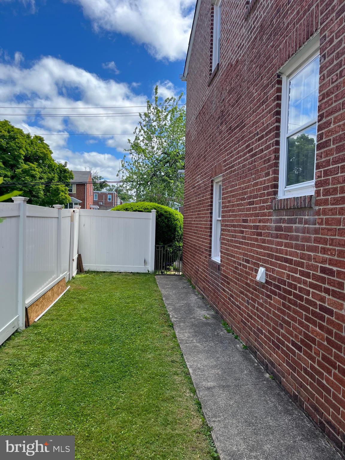 RHAWNHURST - Residential