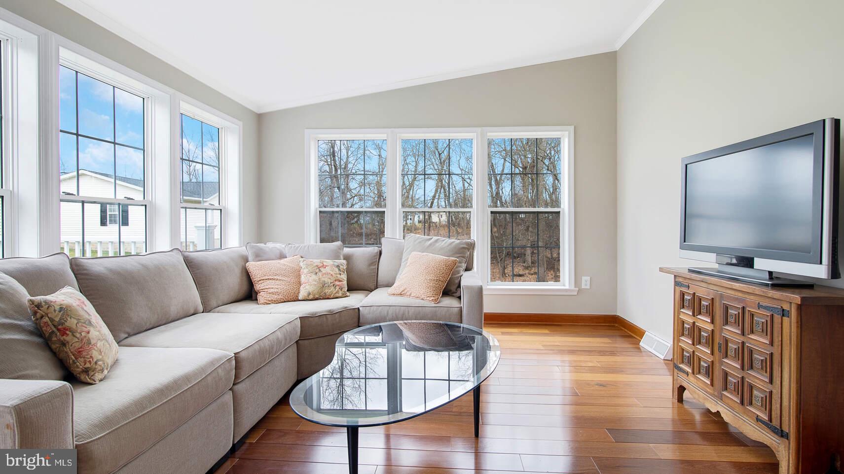 BUCKINGHAM SPRINGS - Residential