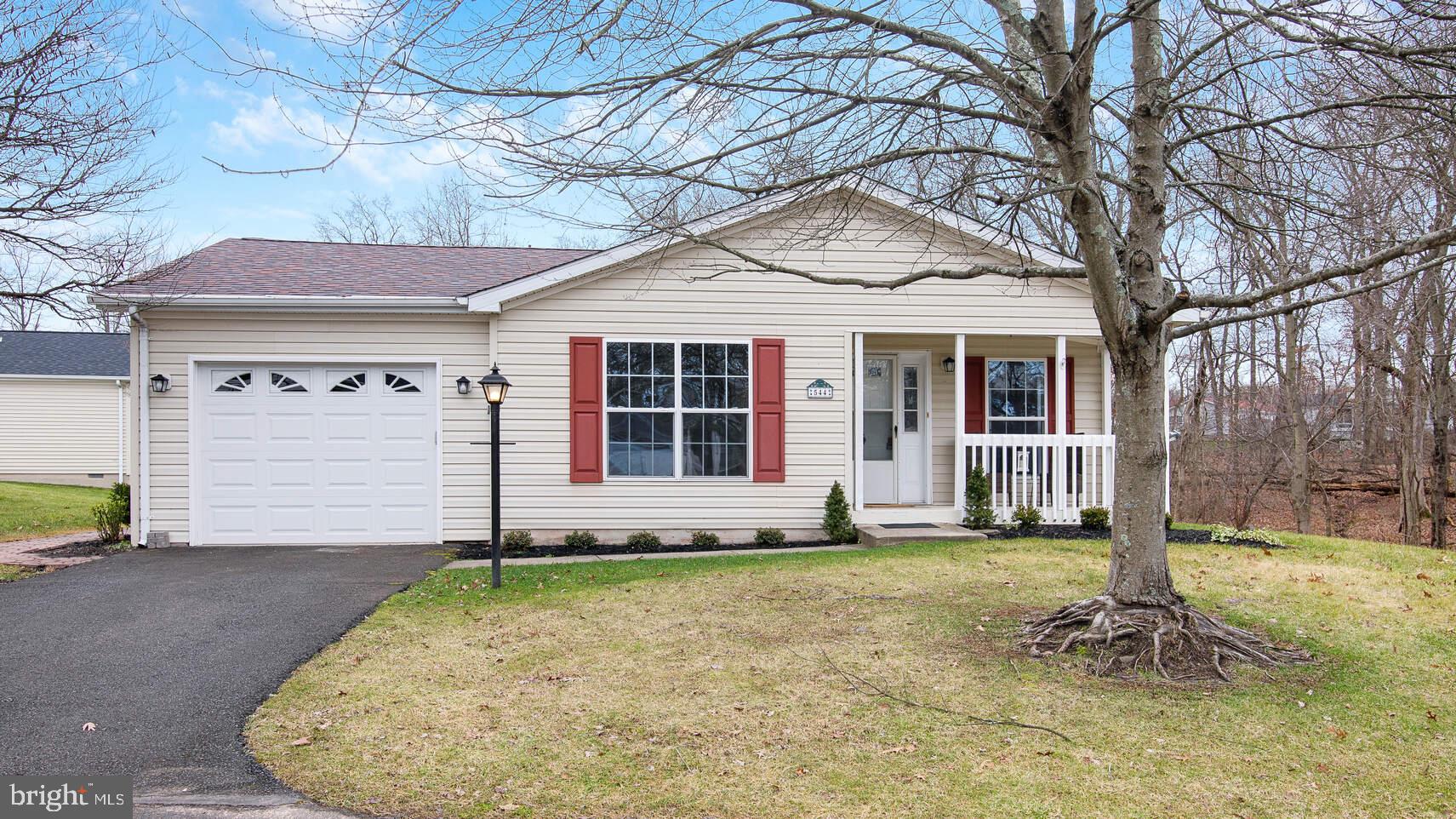 BUCKINGHAM SPRINGS - Residential