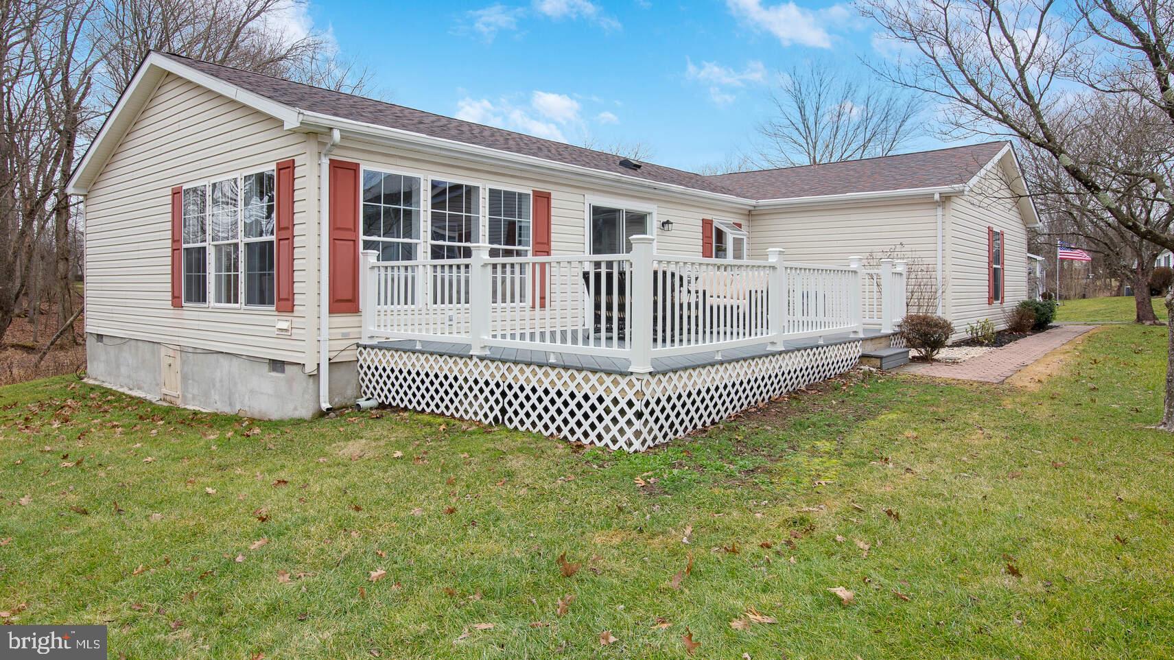 BUCKINGHAM SPRINGS - Residential