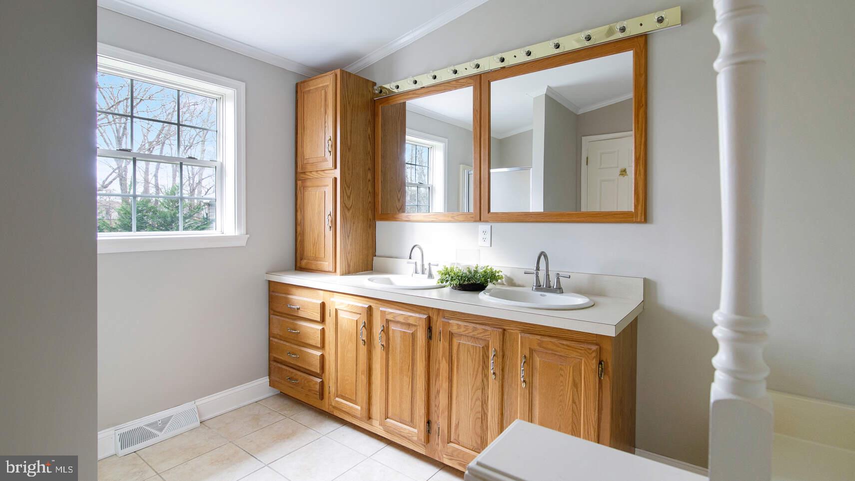 BUCKINGHAM SPRINGS - Residential