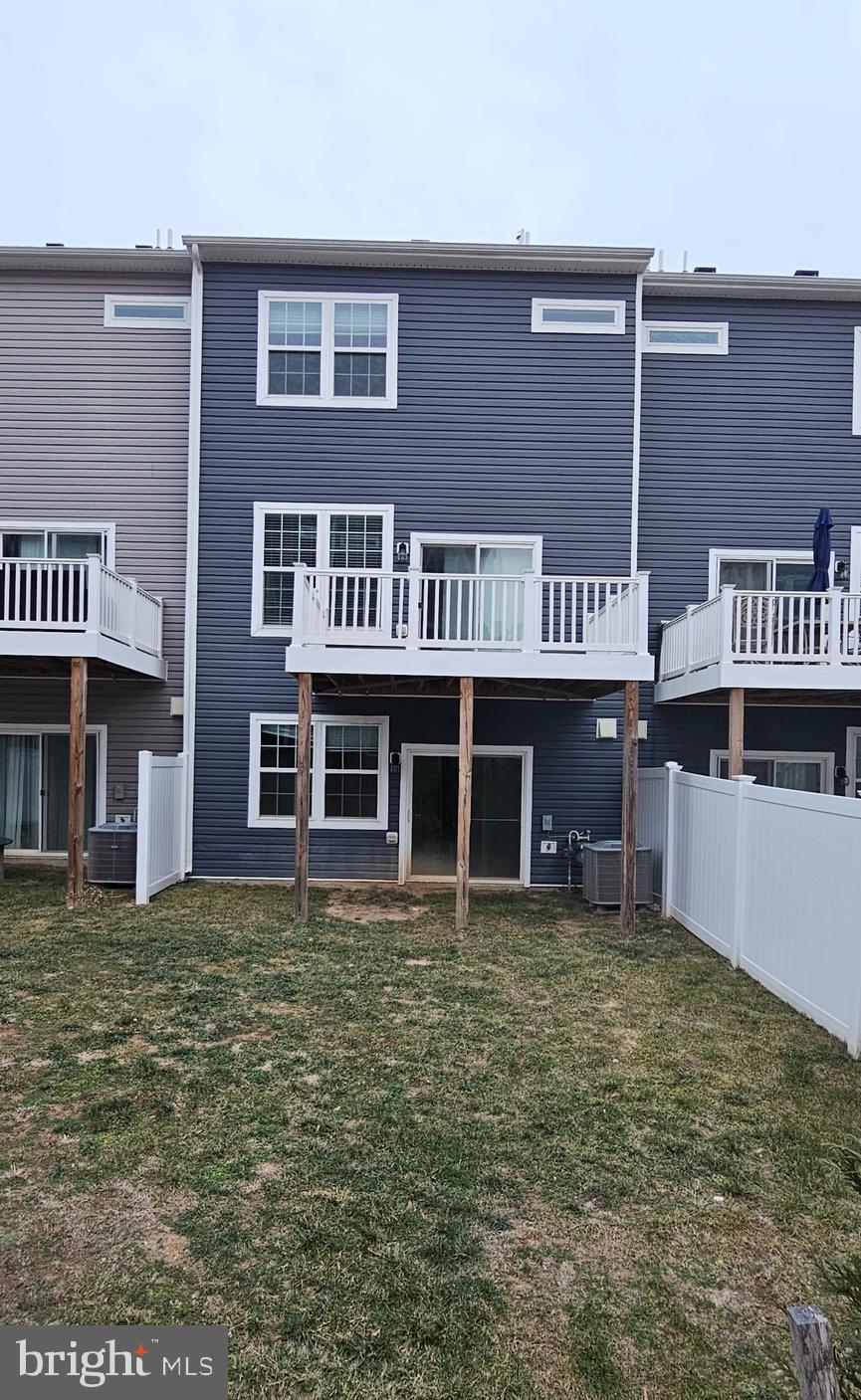 WESTVIEW SOUTH - Residential