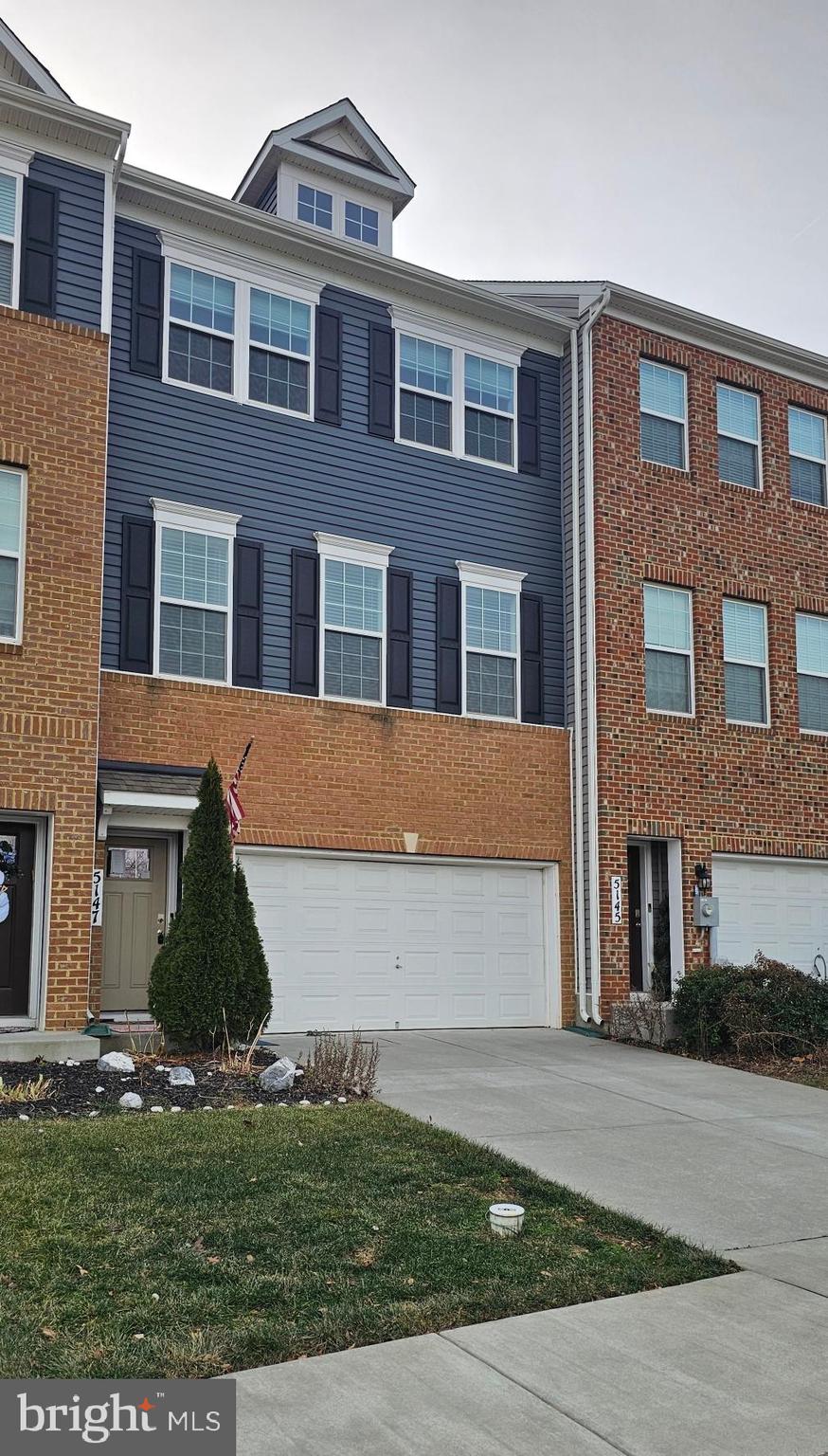 WESTVIEW SOUTH - Residential