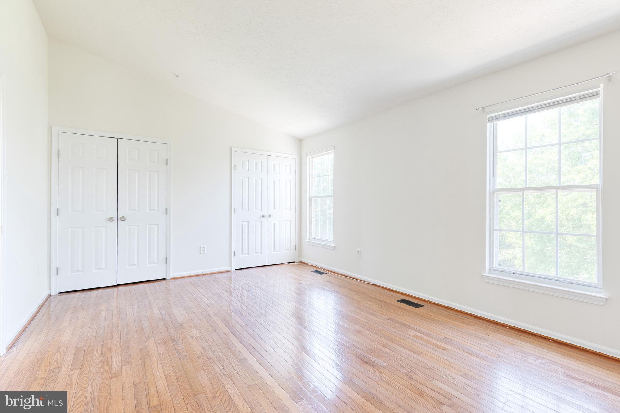 BROADVIEW - Residential Lease