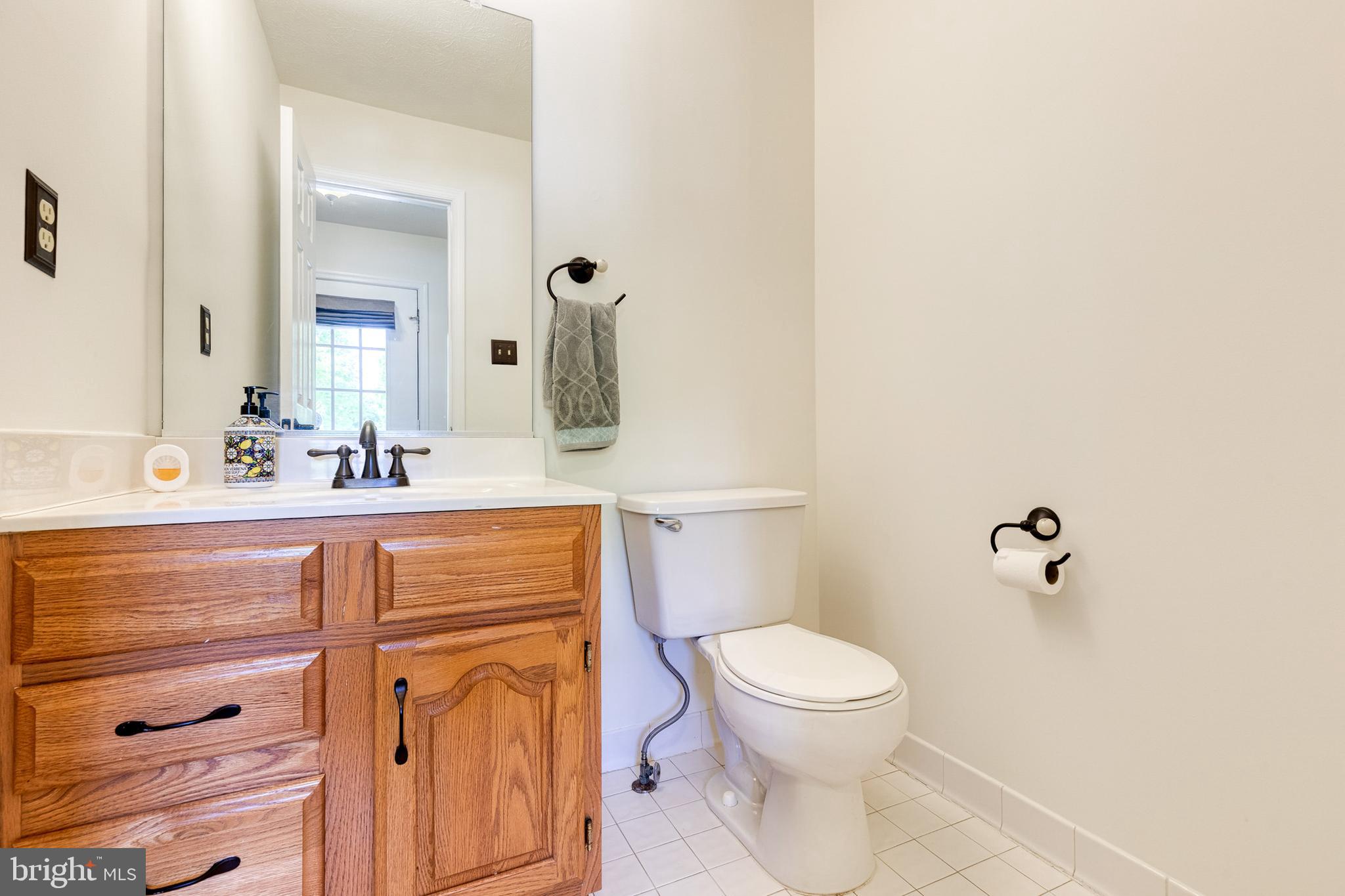 BROADVIEW - Residential Lease