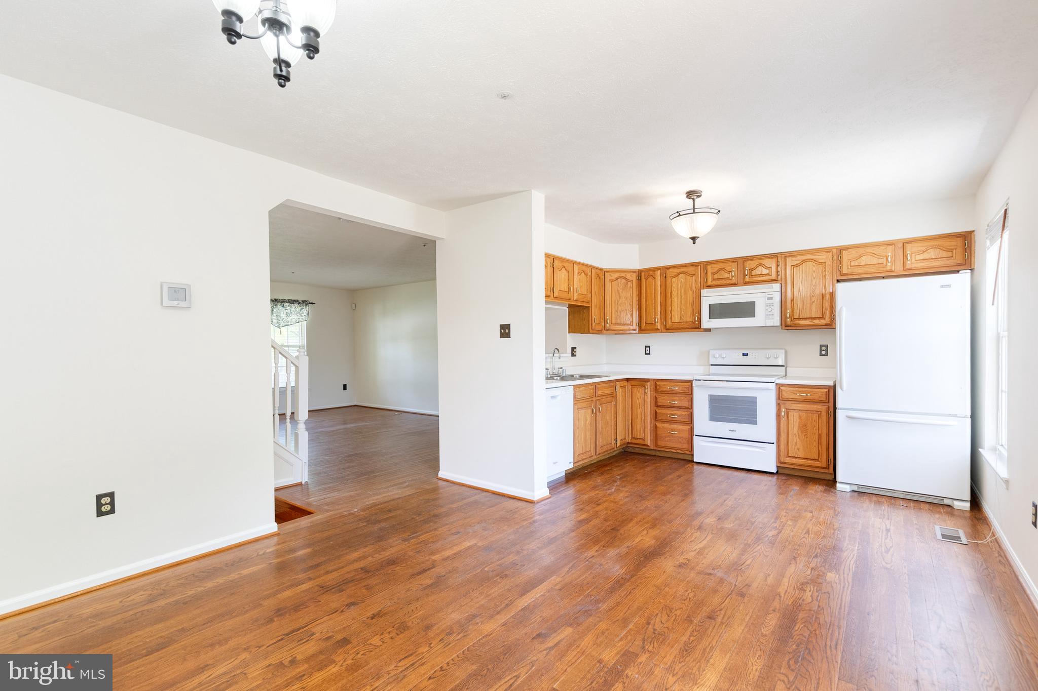BROADVIEW - Residential Lease