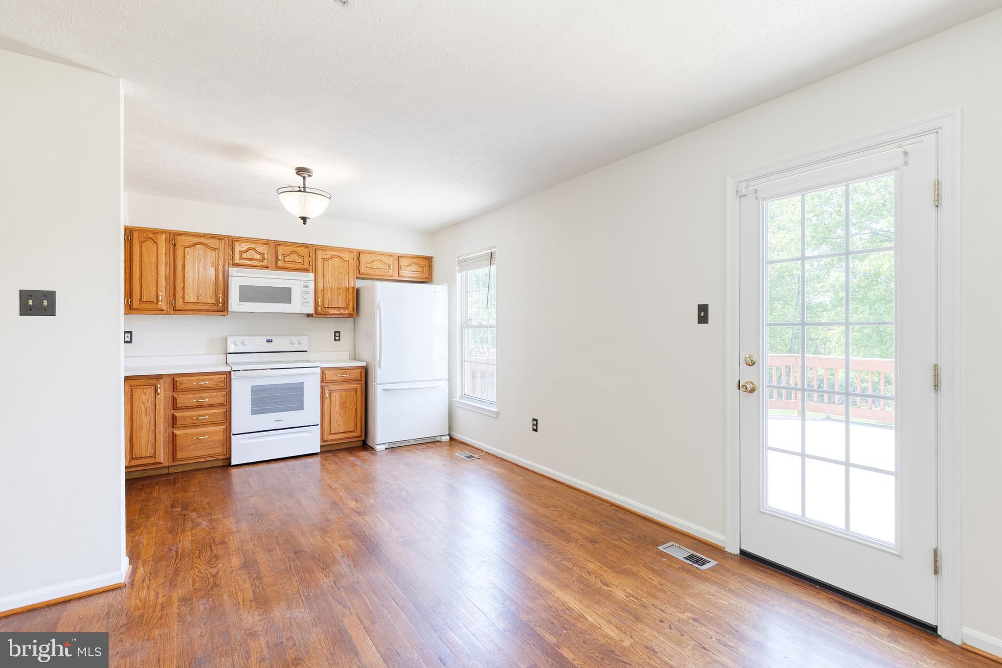 BROADVIEW - Residential Lease