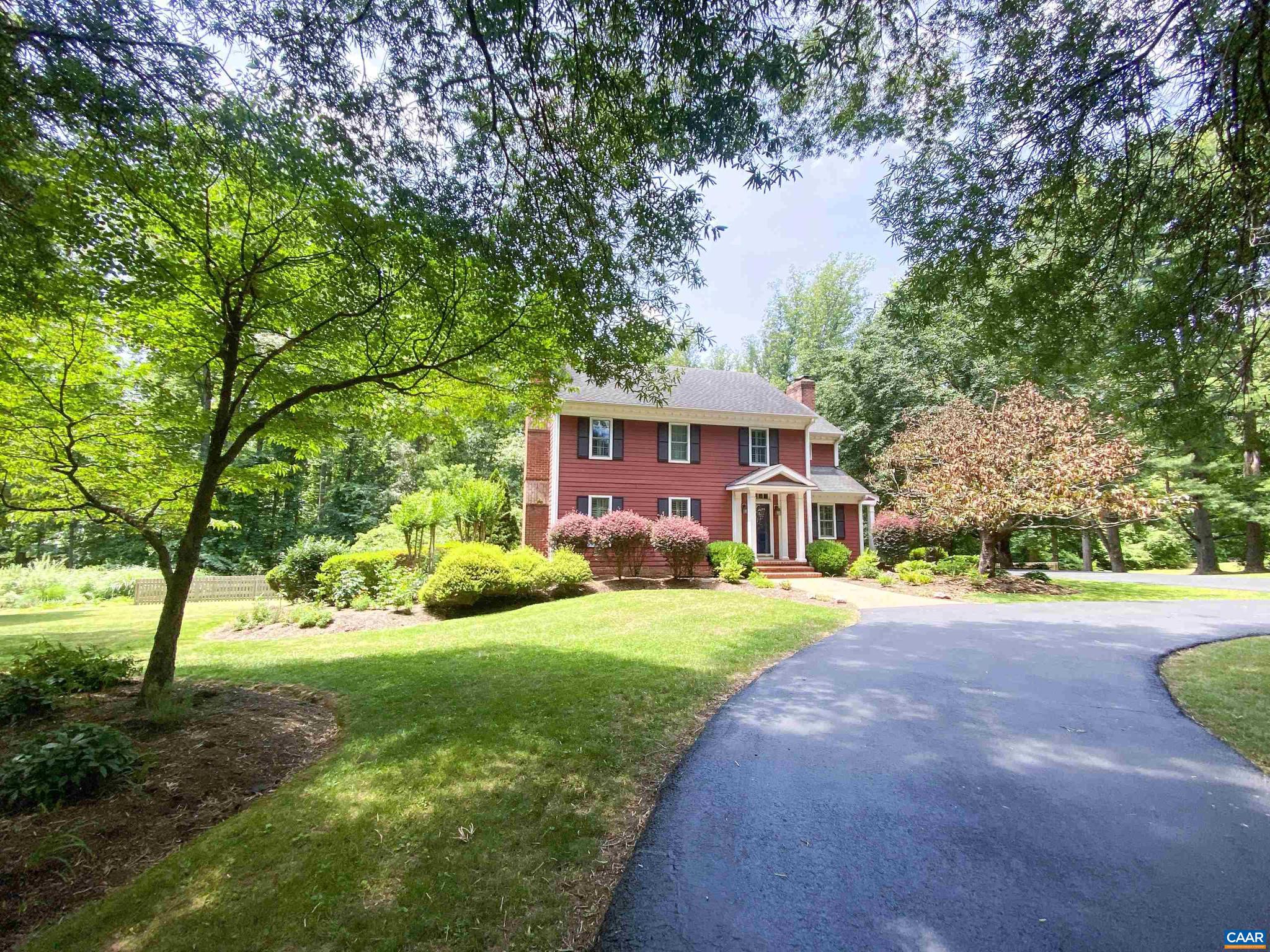 WINDSOR ESTATES - Residential