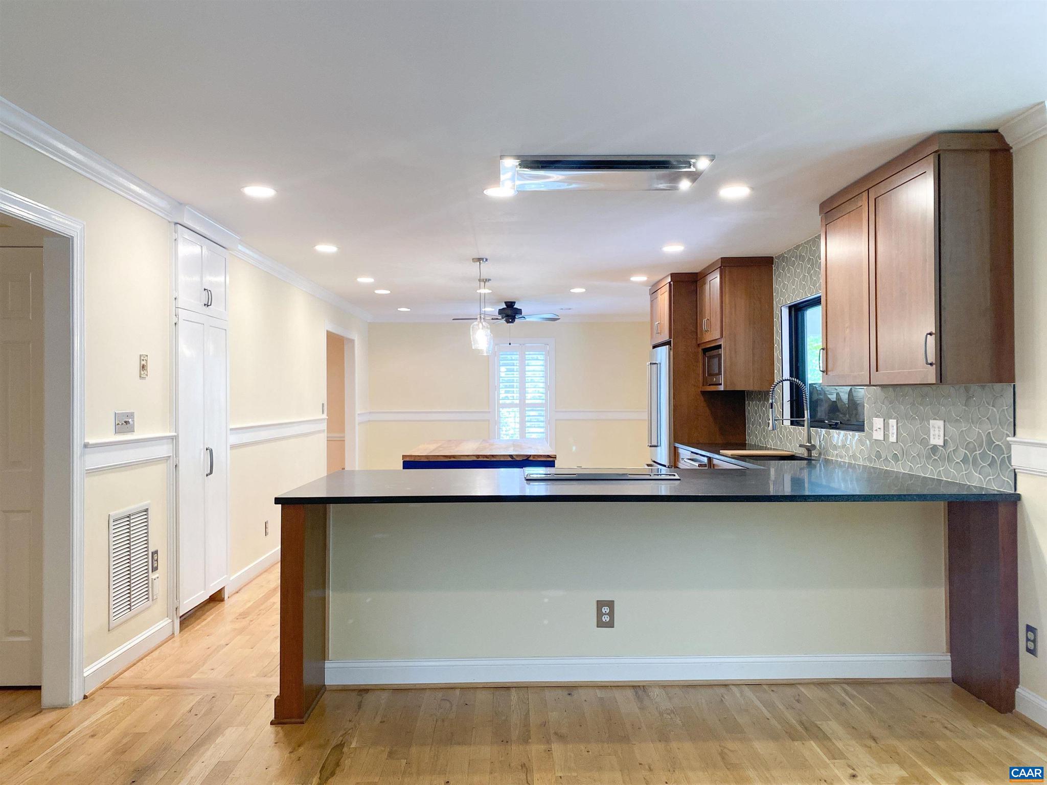 WINDSOR ESTATES - Residential