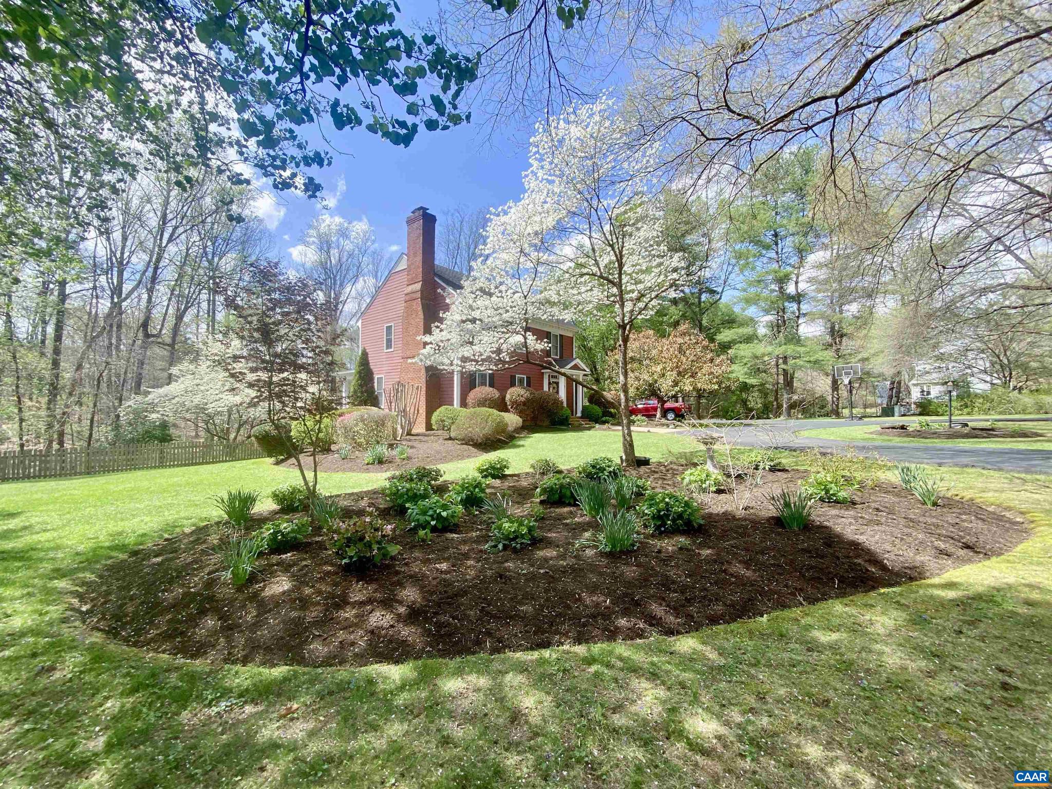 WINDSOR ESTATES - Residential