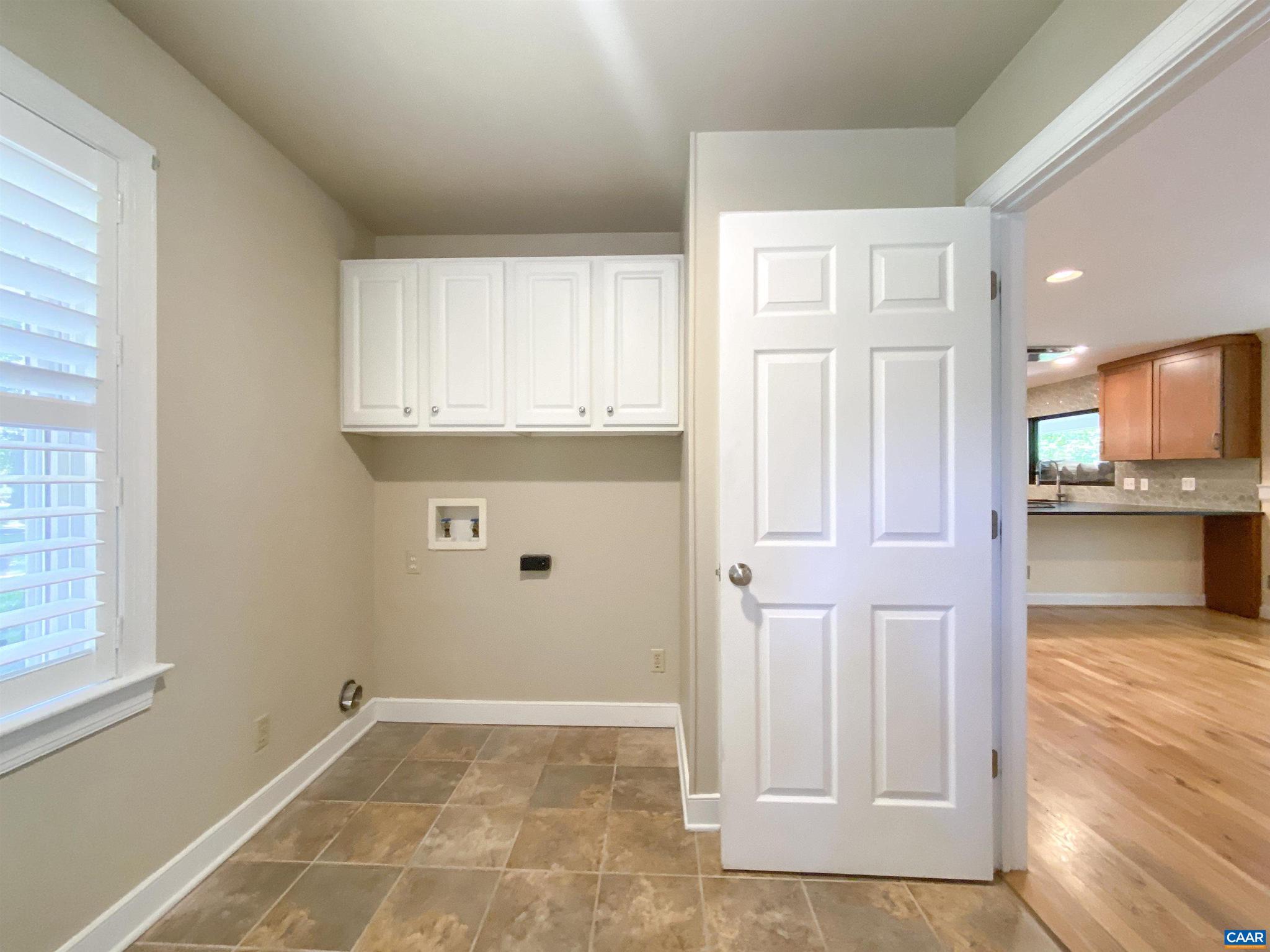 WINDSOR ESTATES - Residential