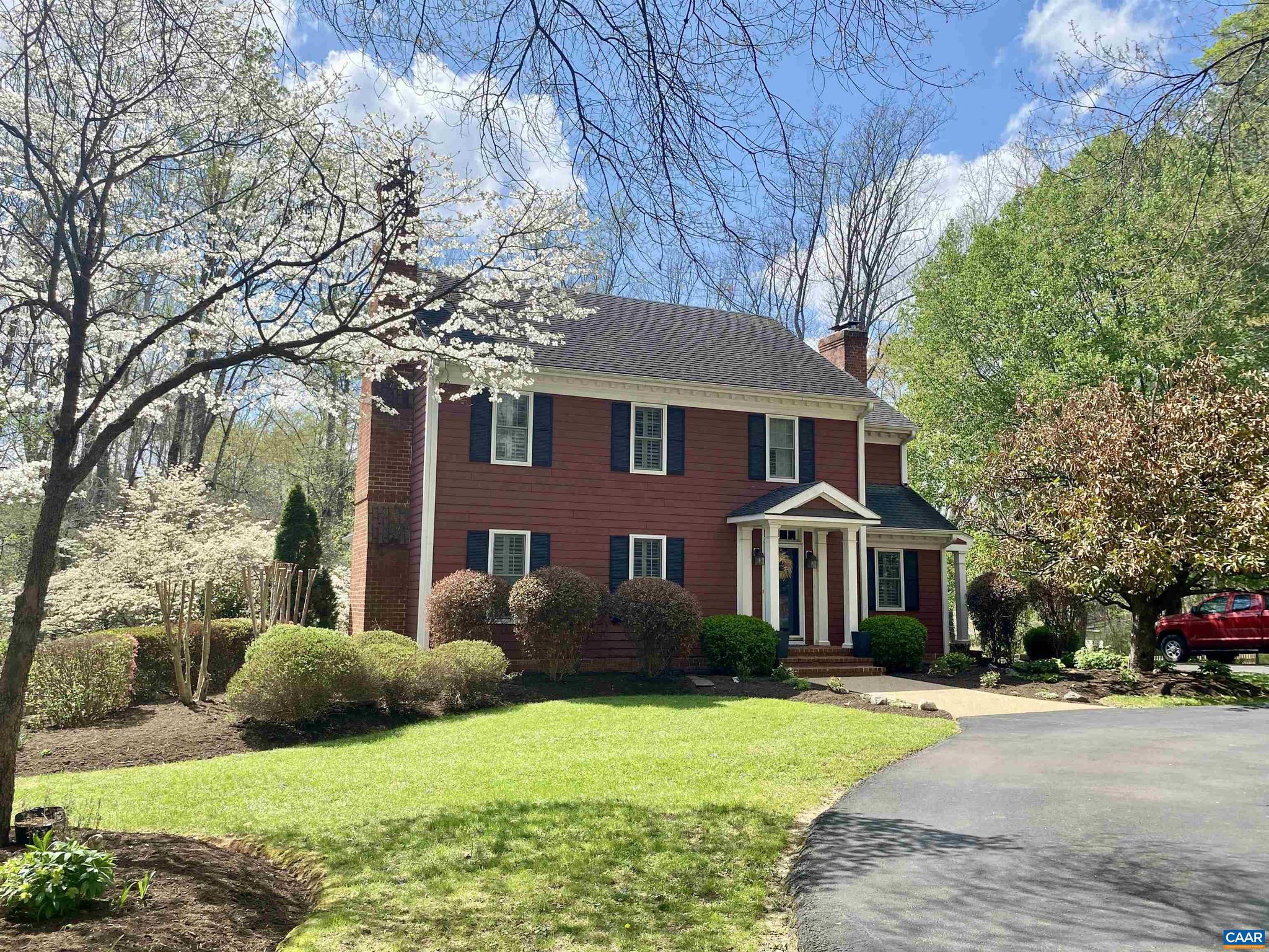 WINDSOR ESTATES - Residential