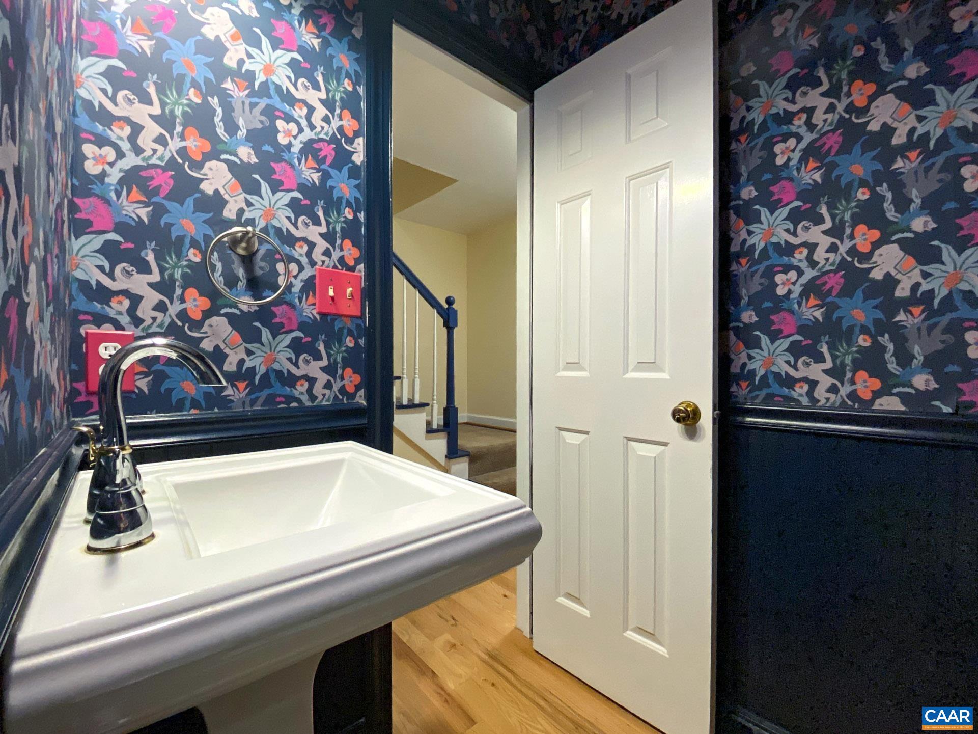 WINDSOR ESTATES - Residential
