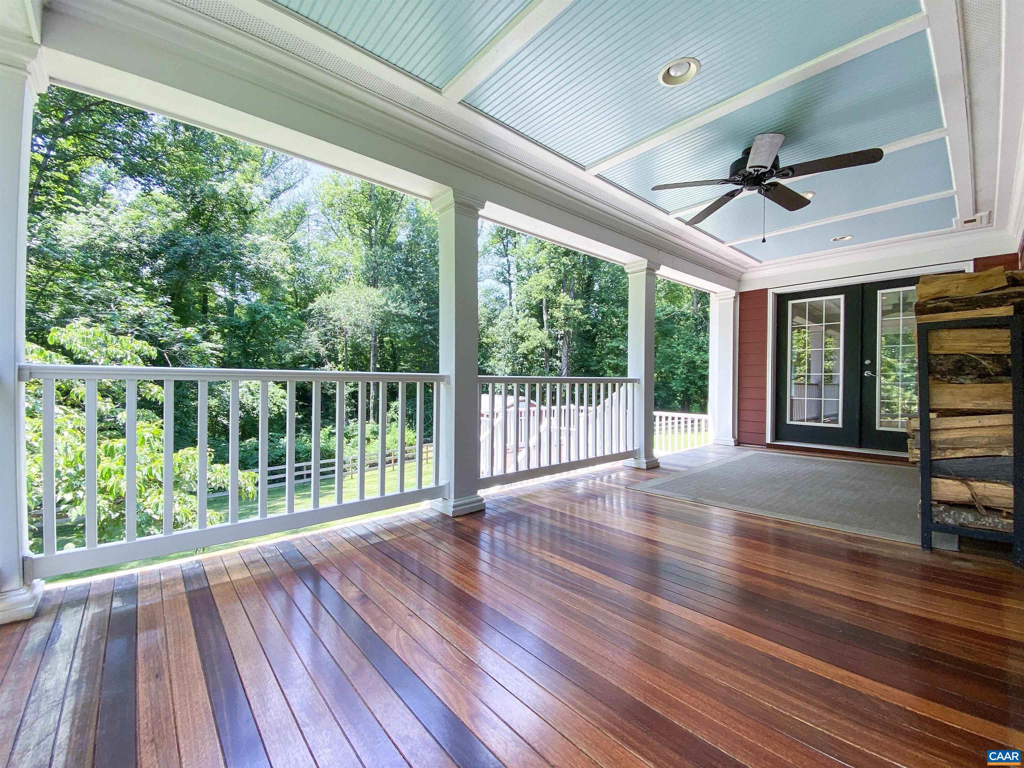 WINDSOR ESTATES - Residential