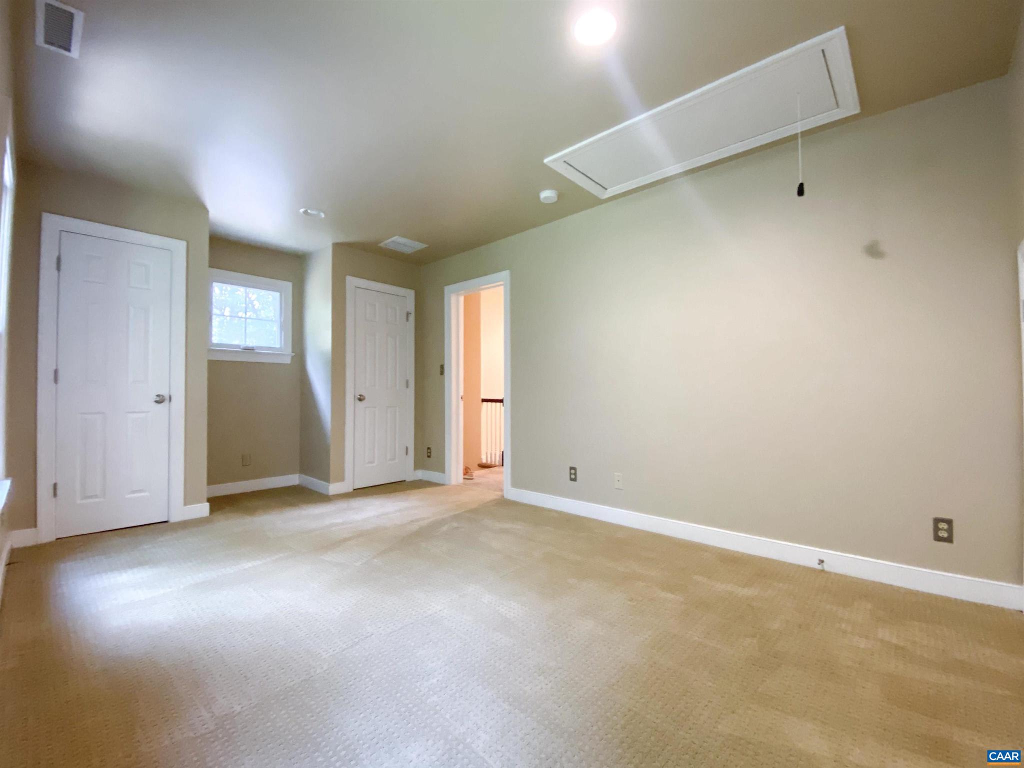 WINDSOR ESTATES - Residential