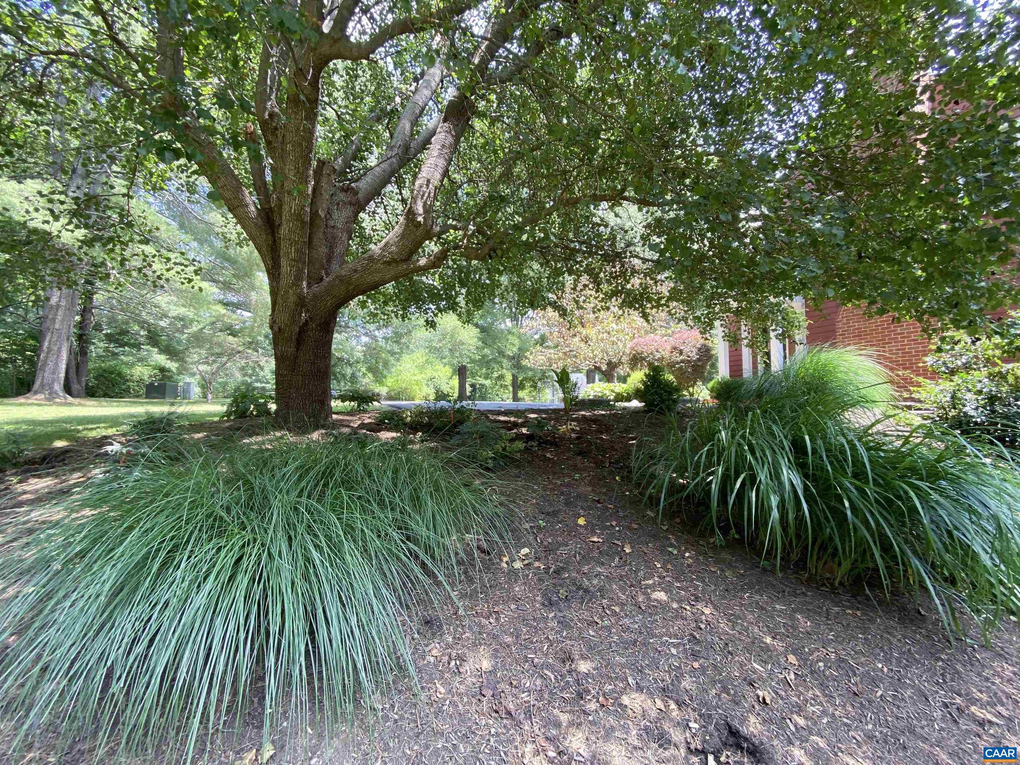 WINDSOR ESTATES - Residential