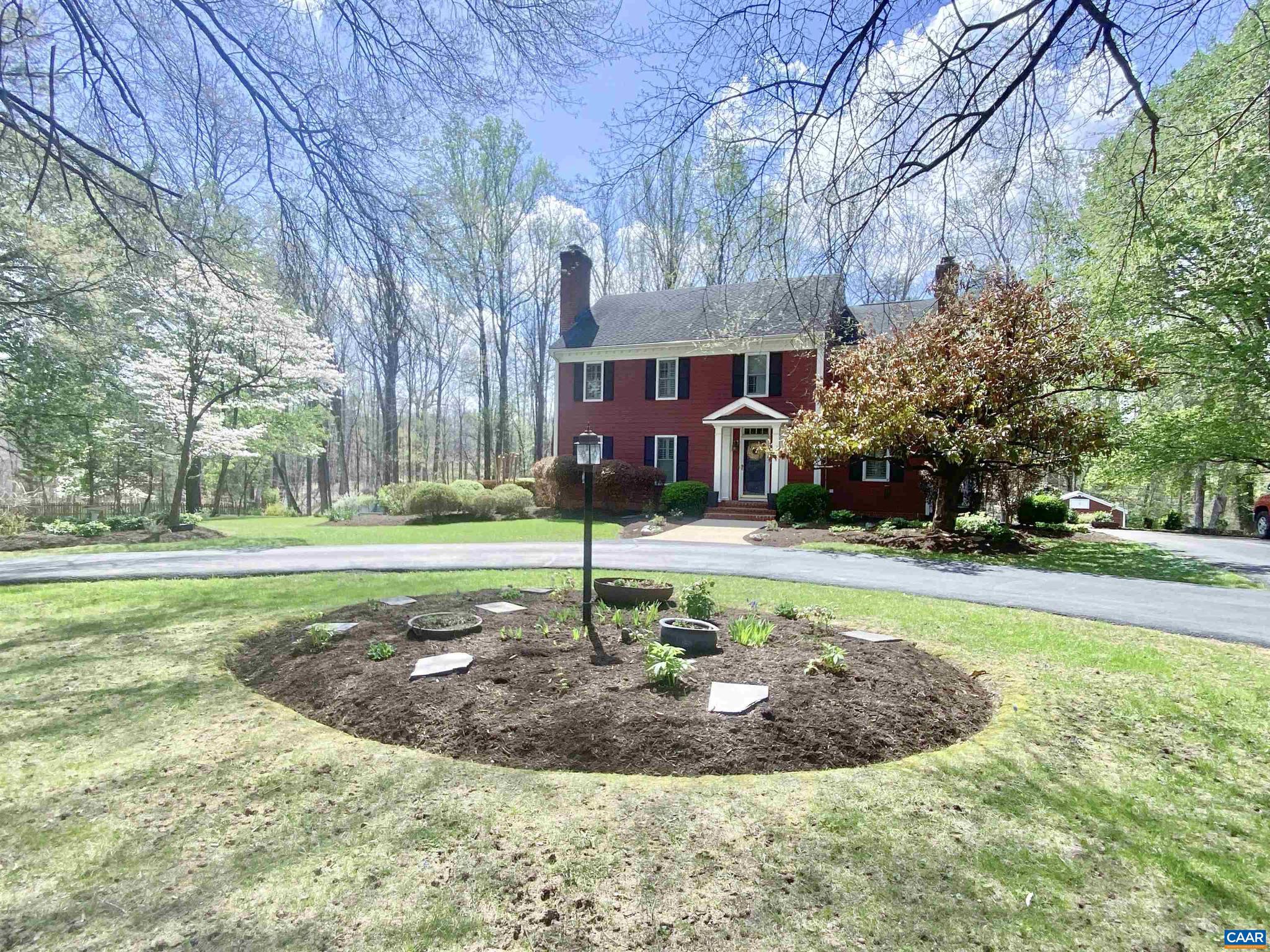 WINDSOR ESTATES - Residential