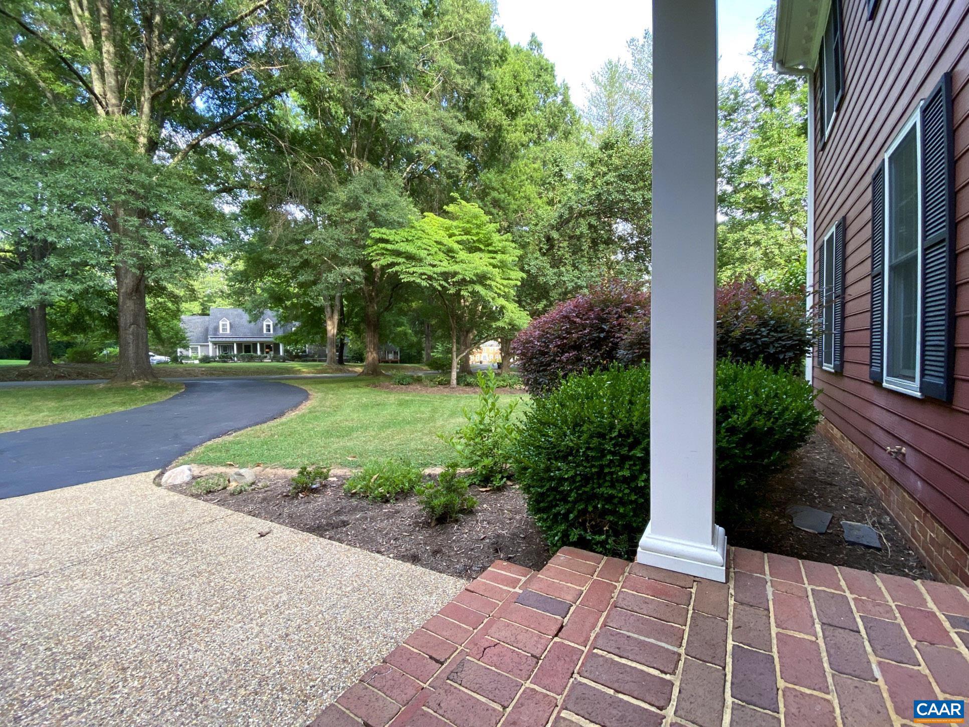 WINDSOR ESTATES - Residential