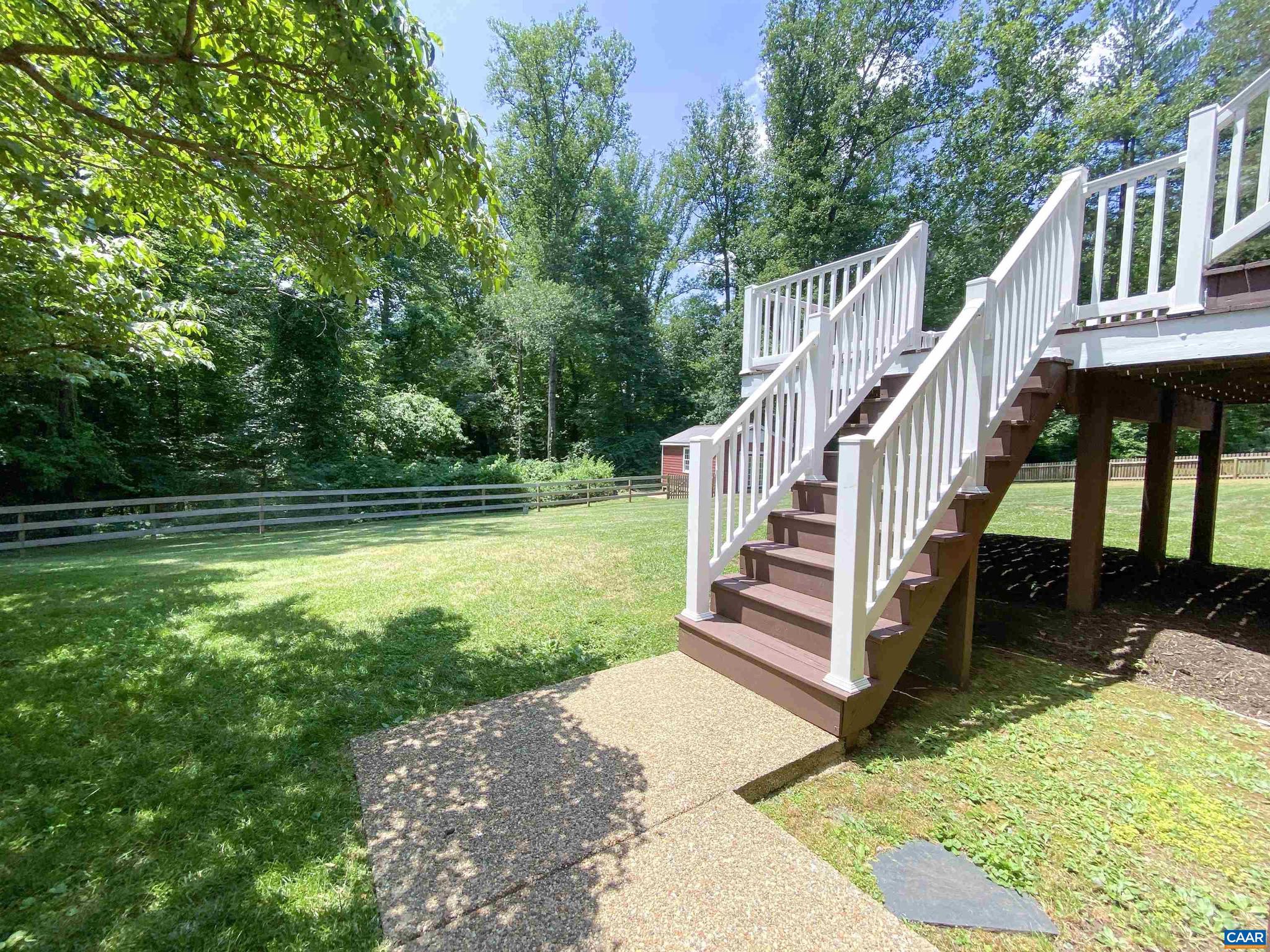 WINDSOR ESTATES - Residential