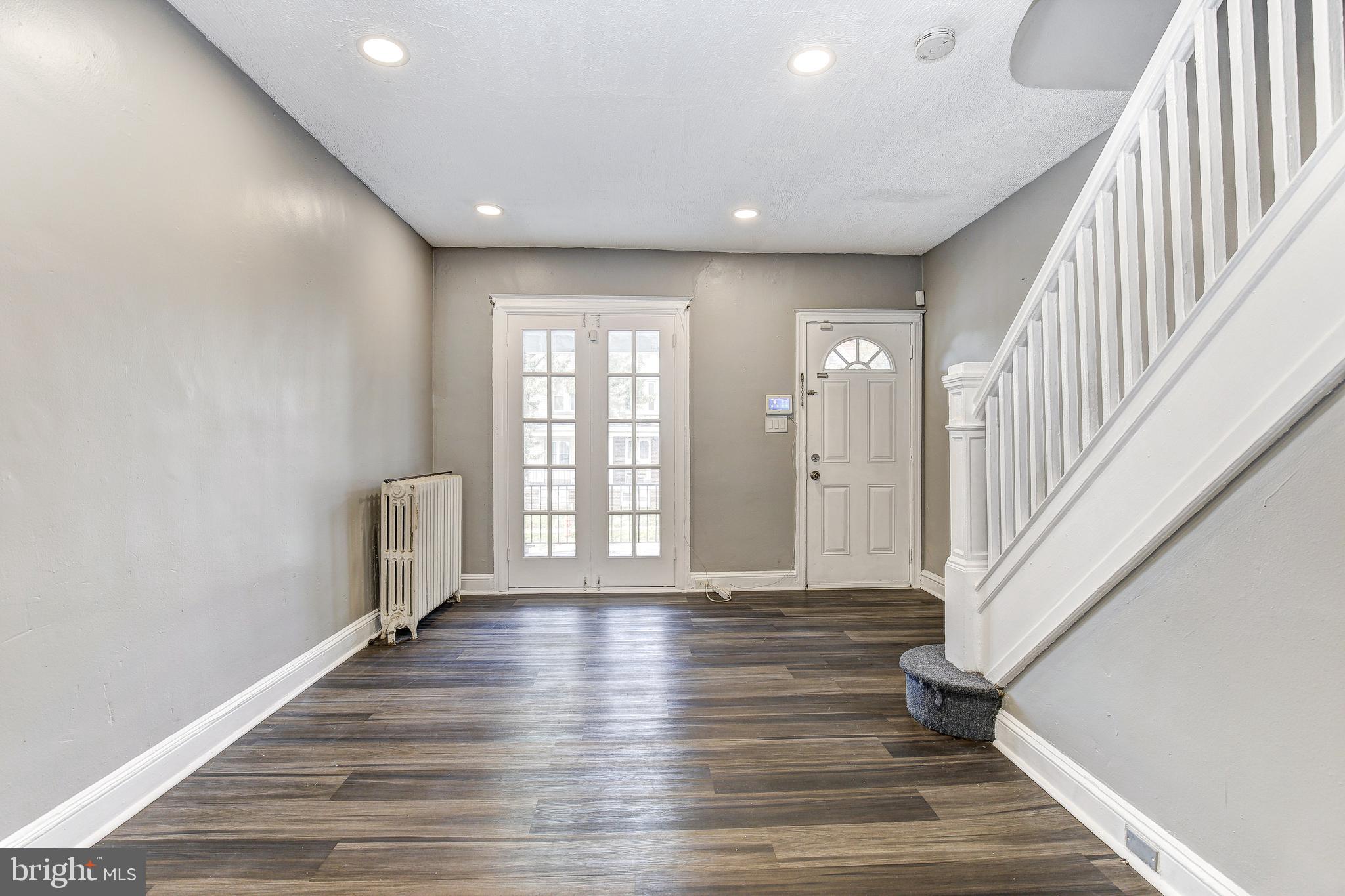 EAST BALTIMORE MIDWAY - Residential