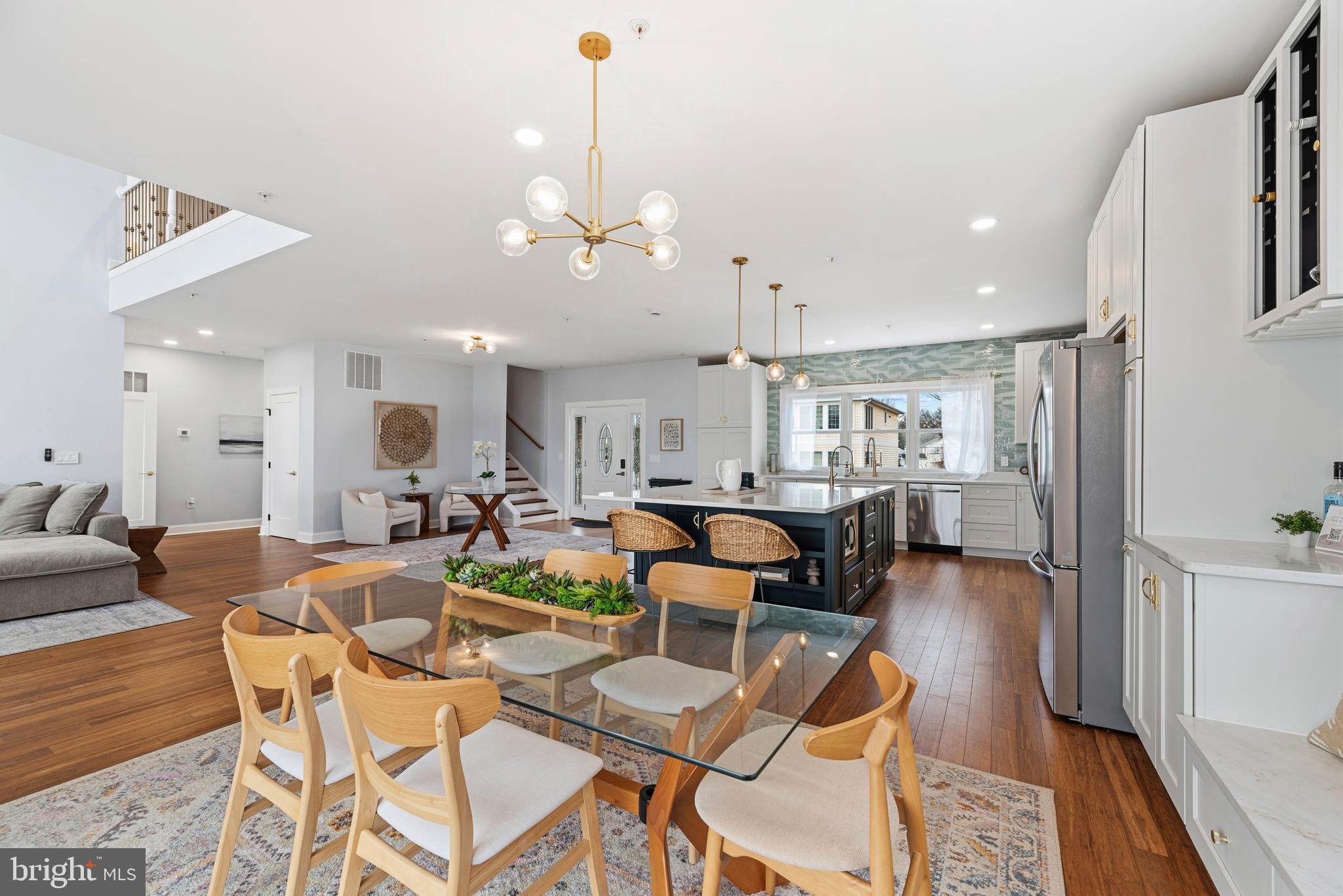 SELBY ON THE BAY - Residential