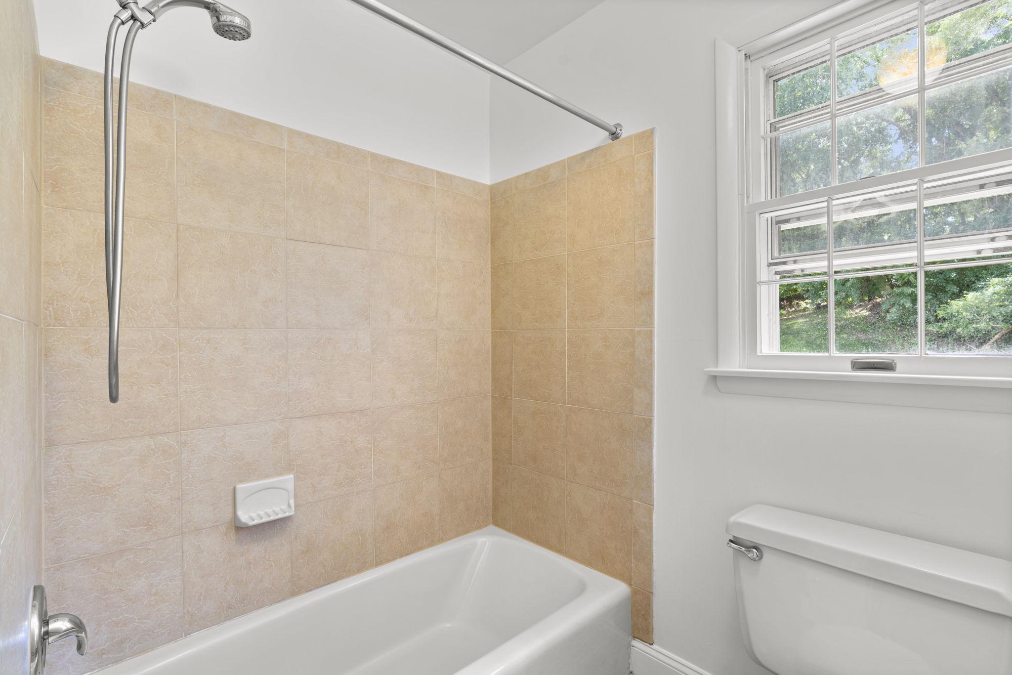 FONT HILL - Residential