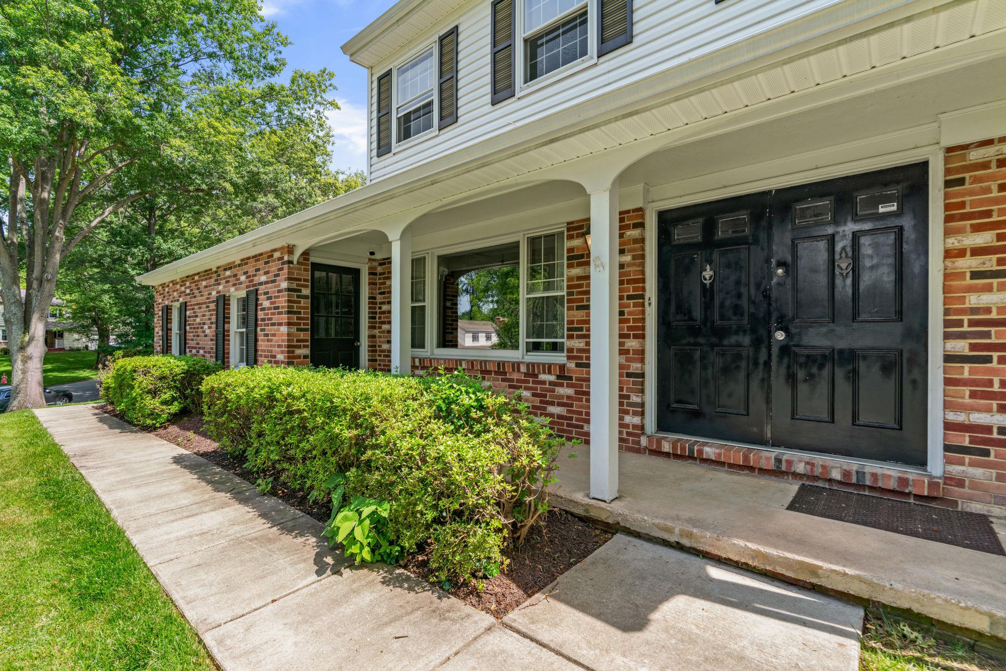 FONT HILL - Residential