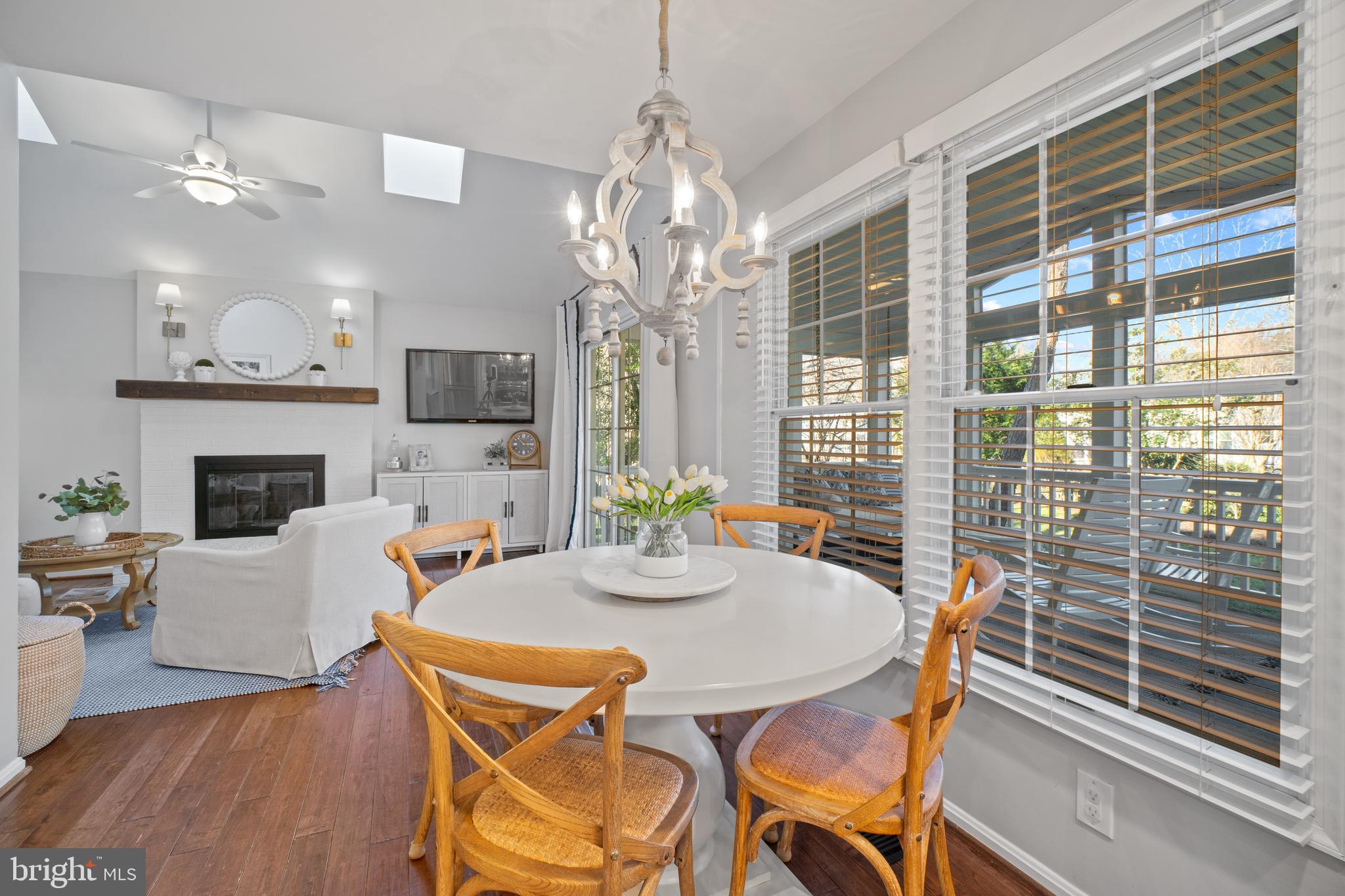 HUNT MEADOW - Residential
