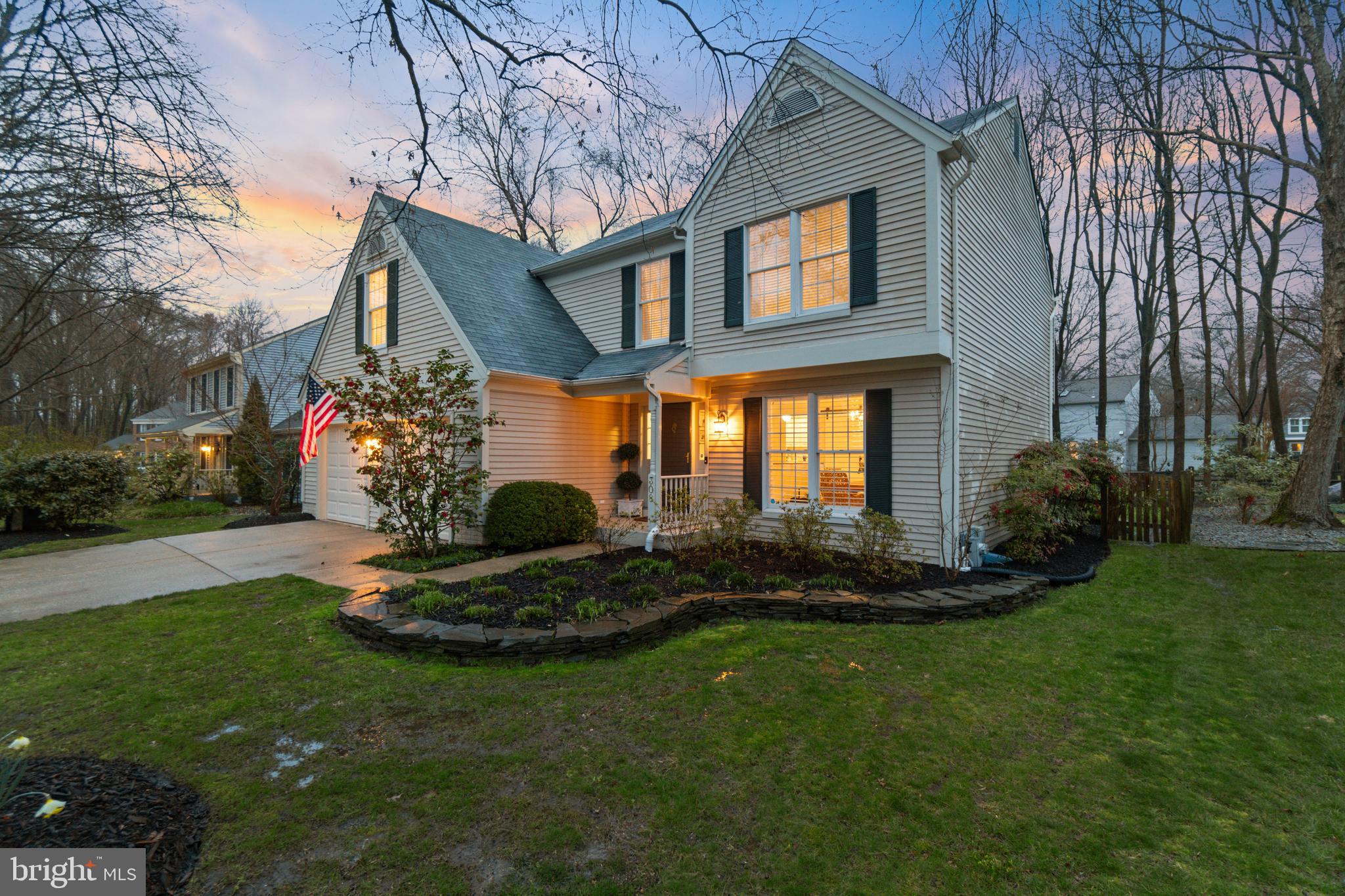 HUNT MEADOW - Residential