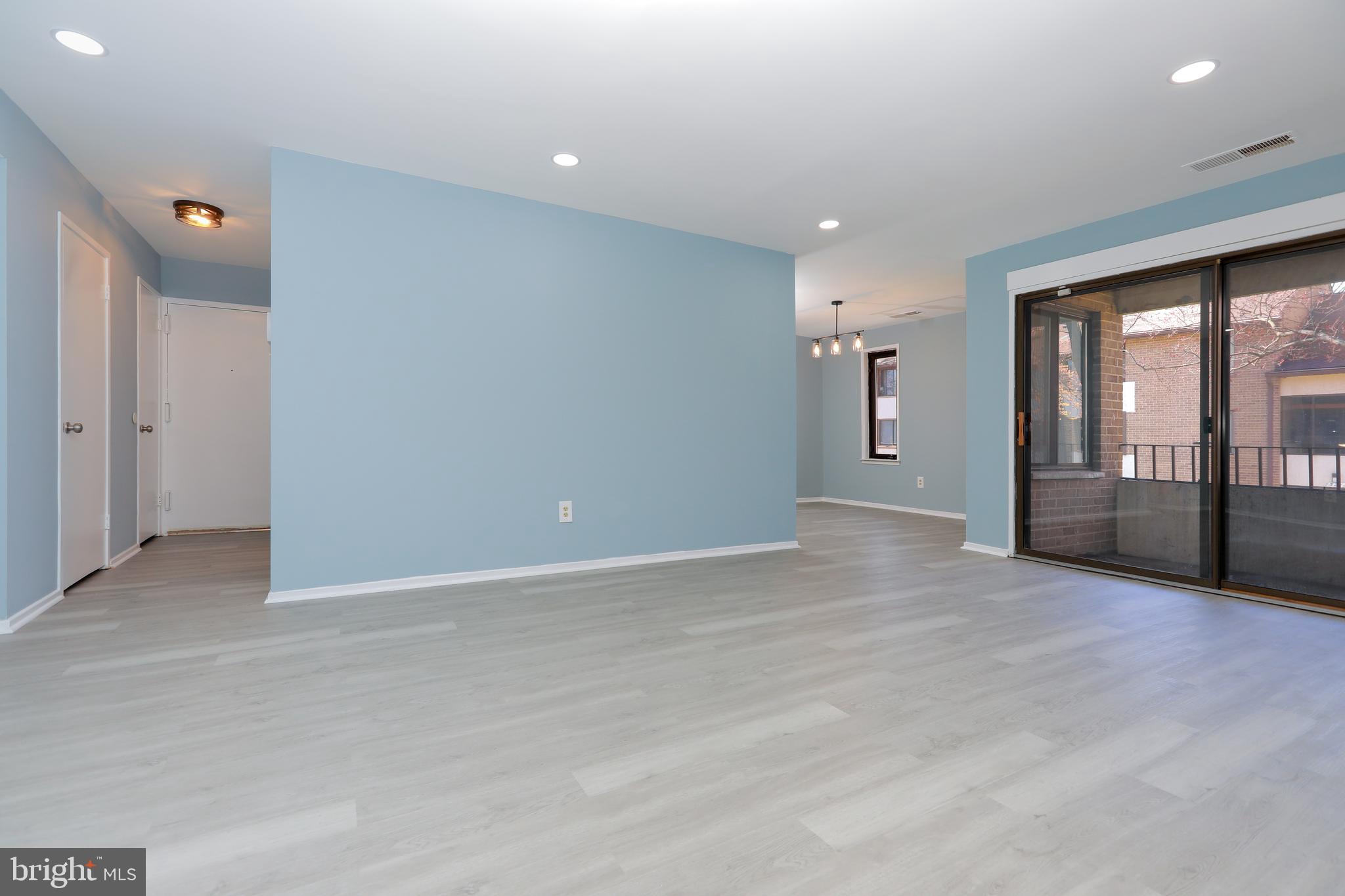 JEFFERSON MEWS - Residential