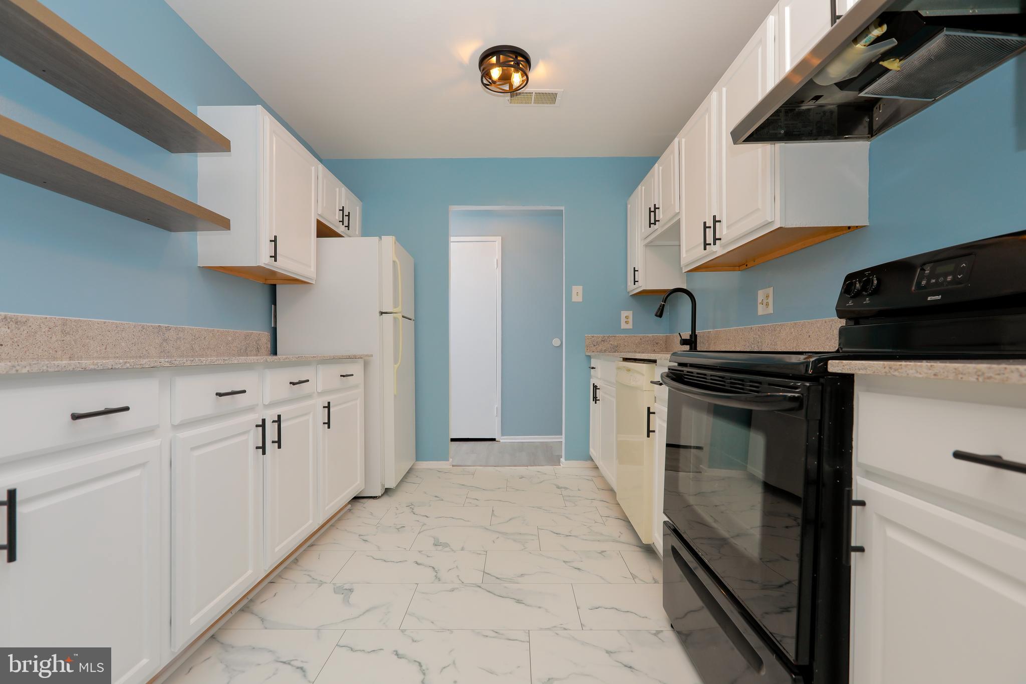 JEFFERSON MEWS - Residential