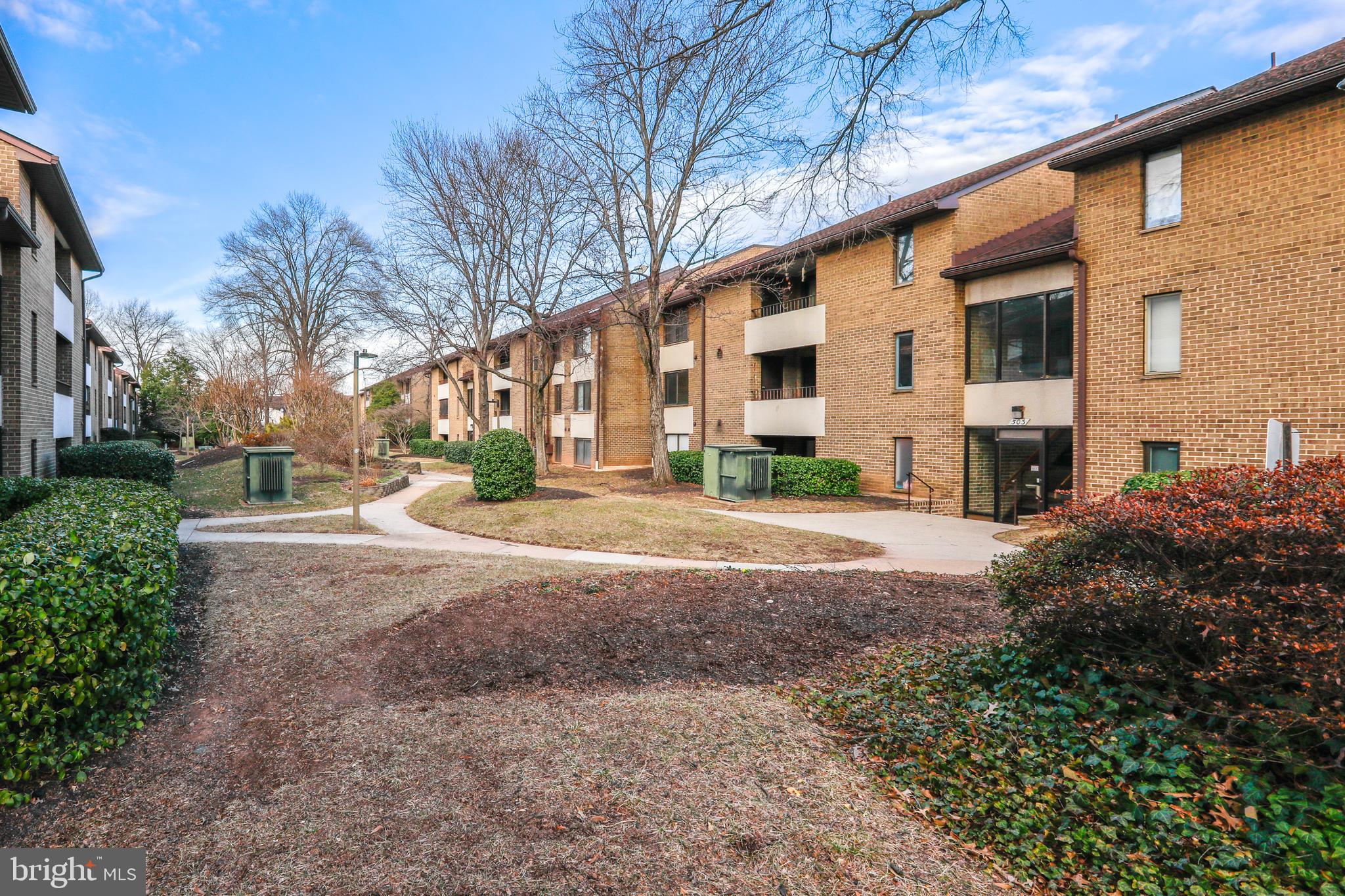 JEFFERSON MEWS - Residential